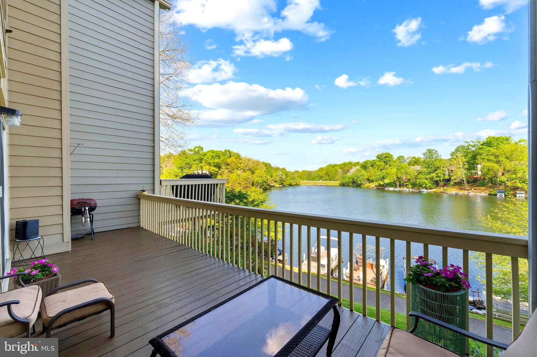 11163 Lake Chapel Ln photo 2