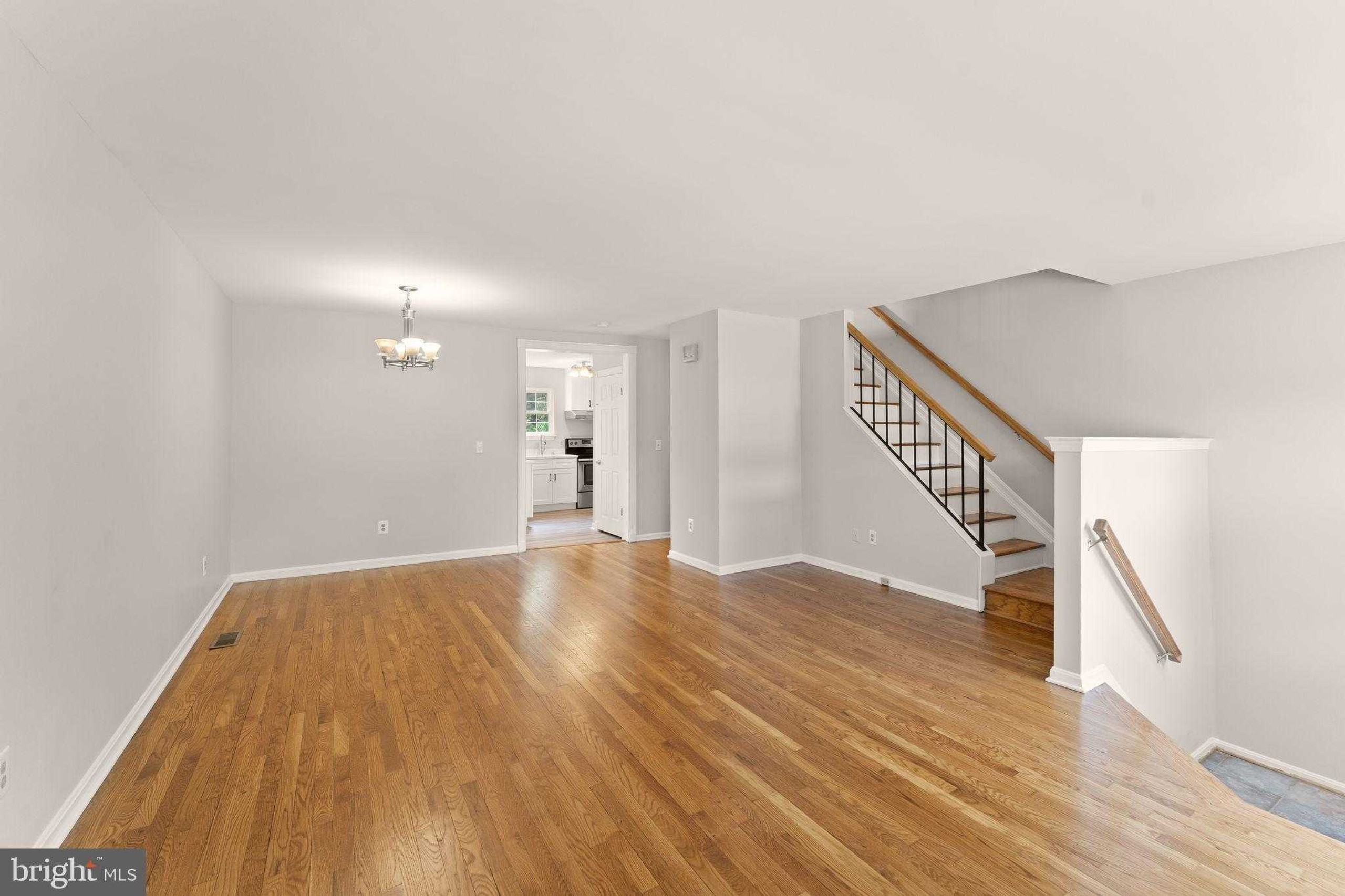 104 Kirkbridge CT photo 7