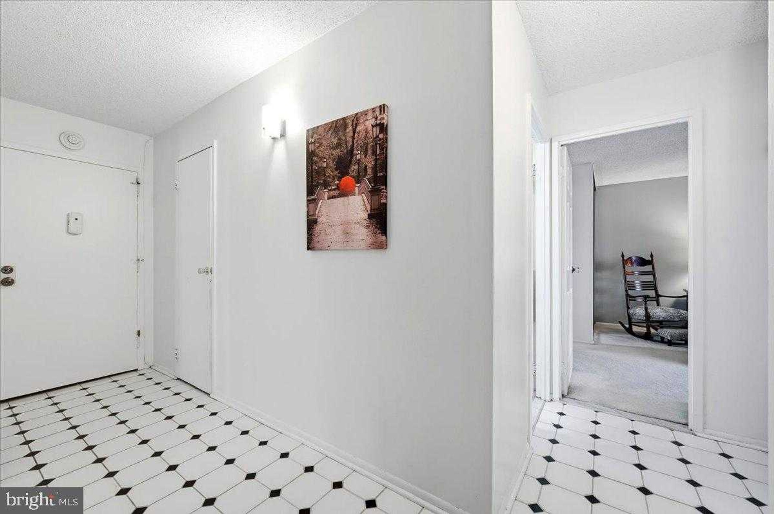 666 W Germantown Pike Apt 1212 photo 17