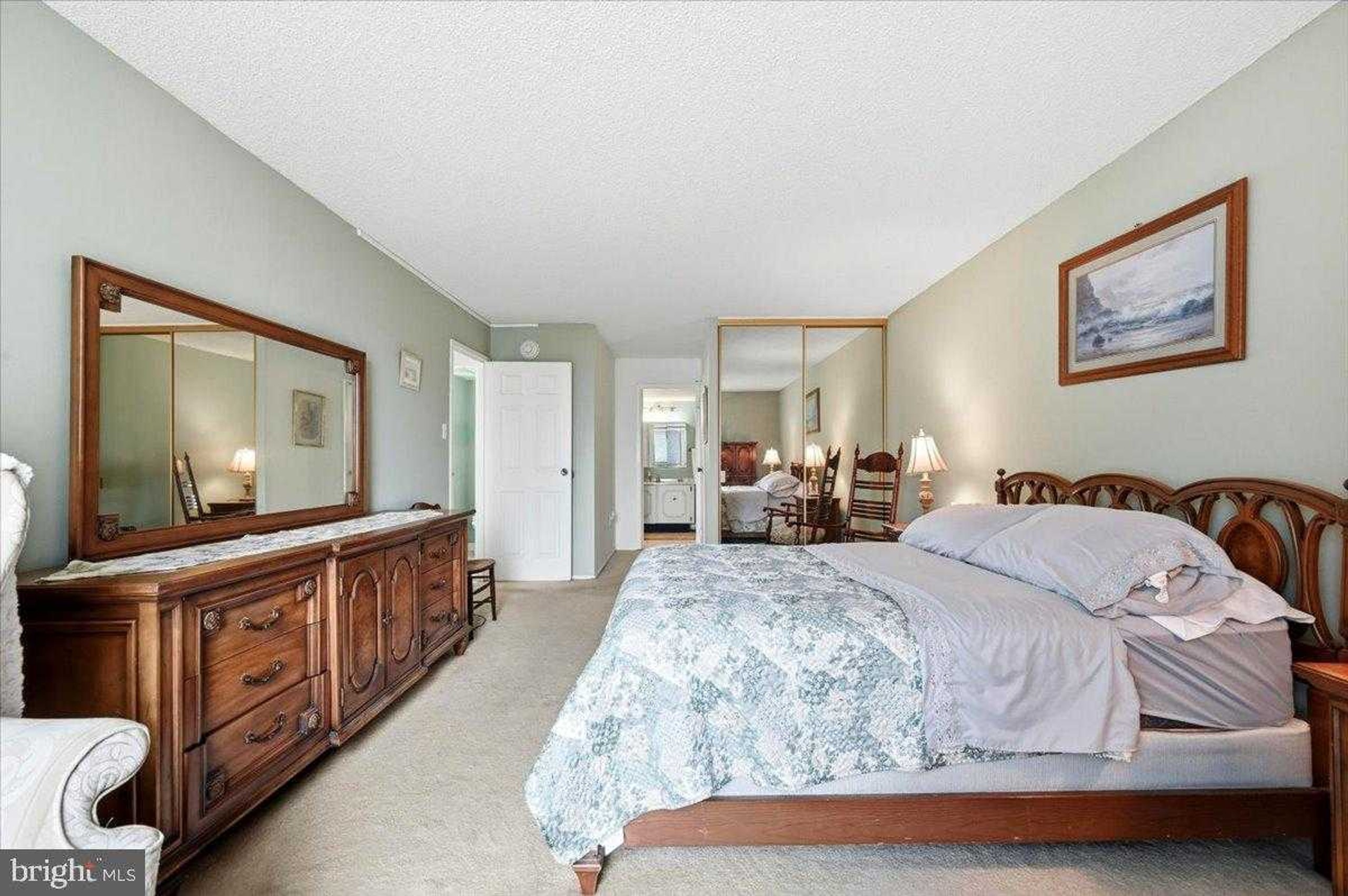 666 W Germantown Pike Apt 1212 photo 20