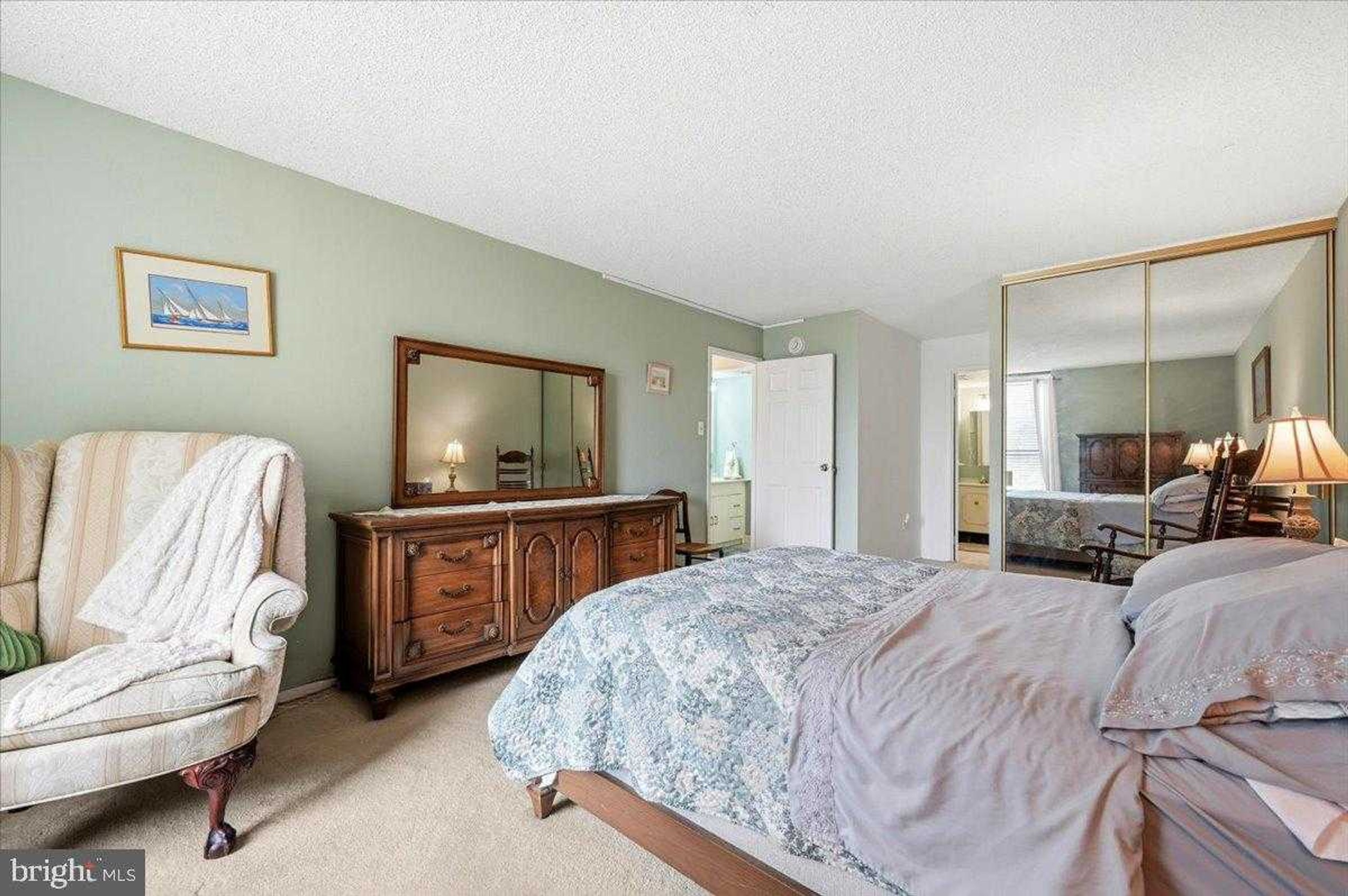 666 W Germantown Pike Apt 1212 photo 21