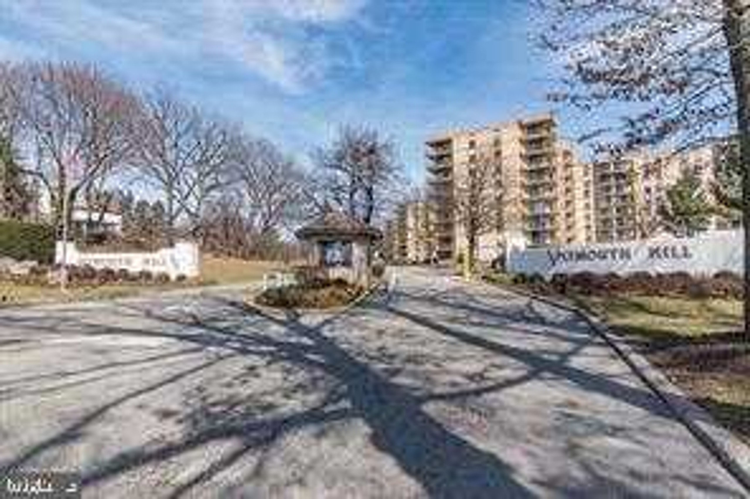 666 W Germantown Pike Apt 1212 photo 34