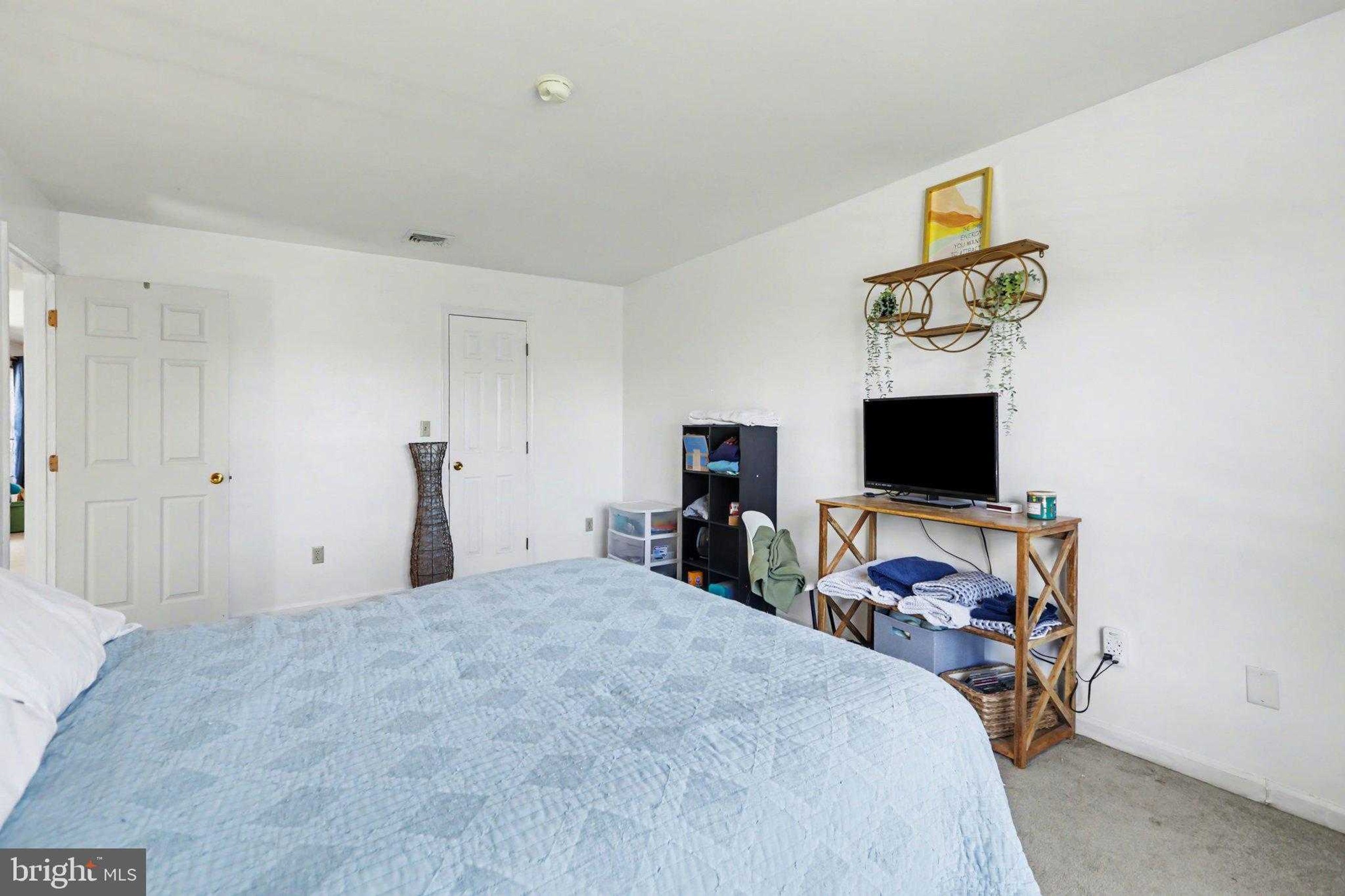 126 W Portland St Apt 5 photo 11