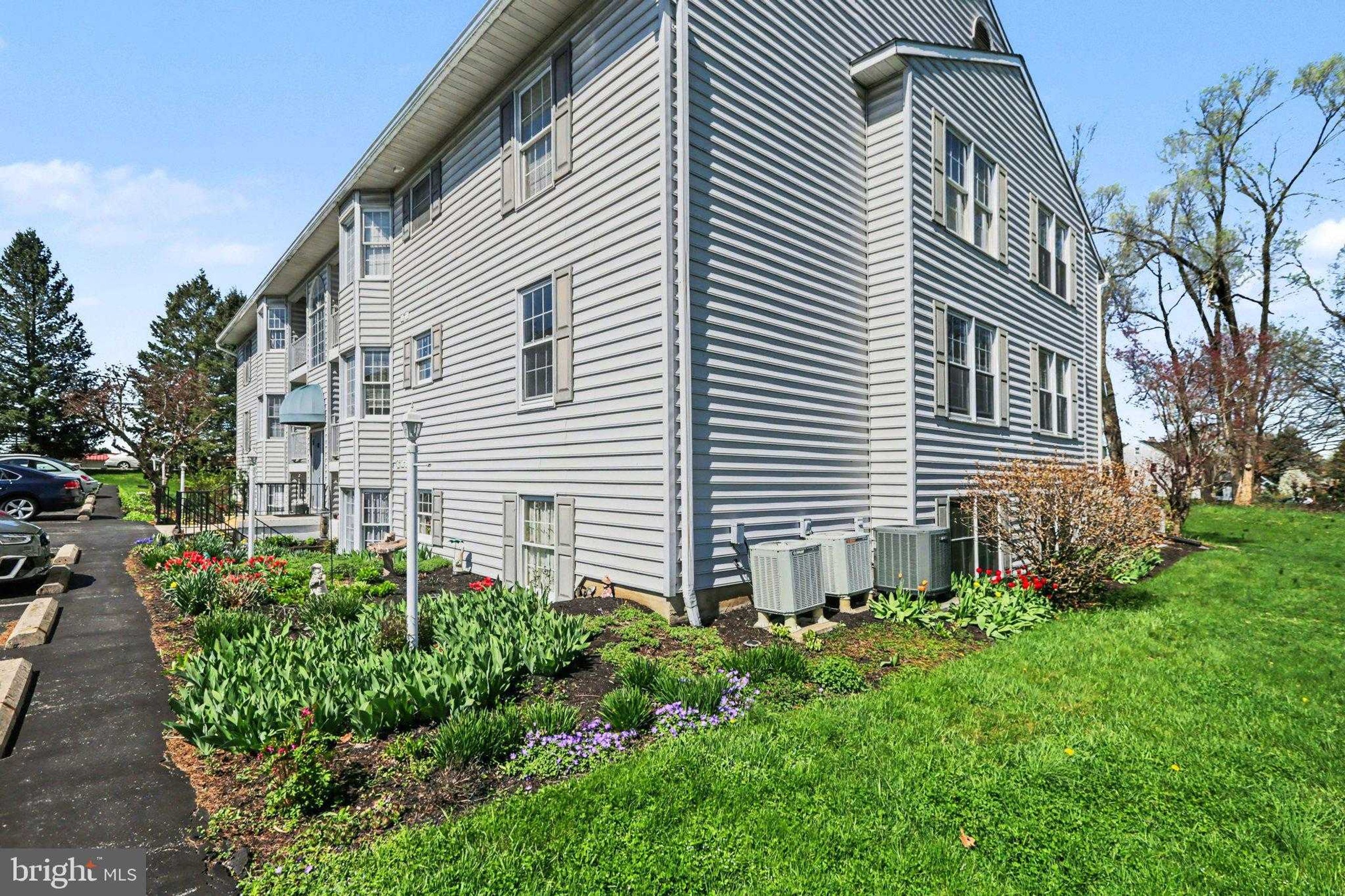 126 W Portland St Apt 5 photo 21
