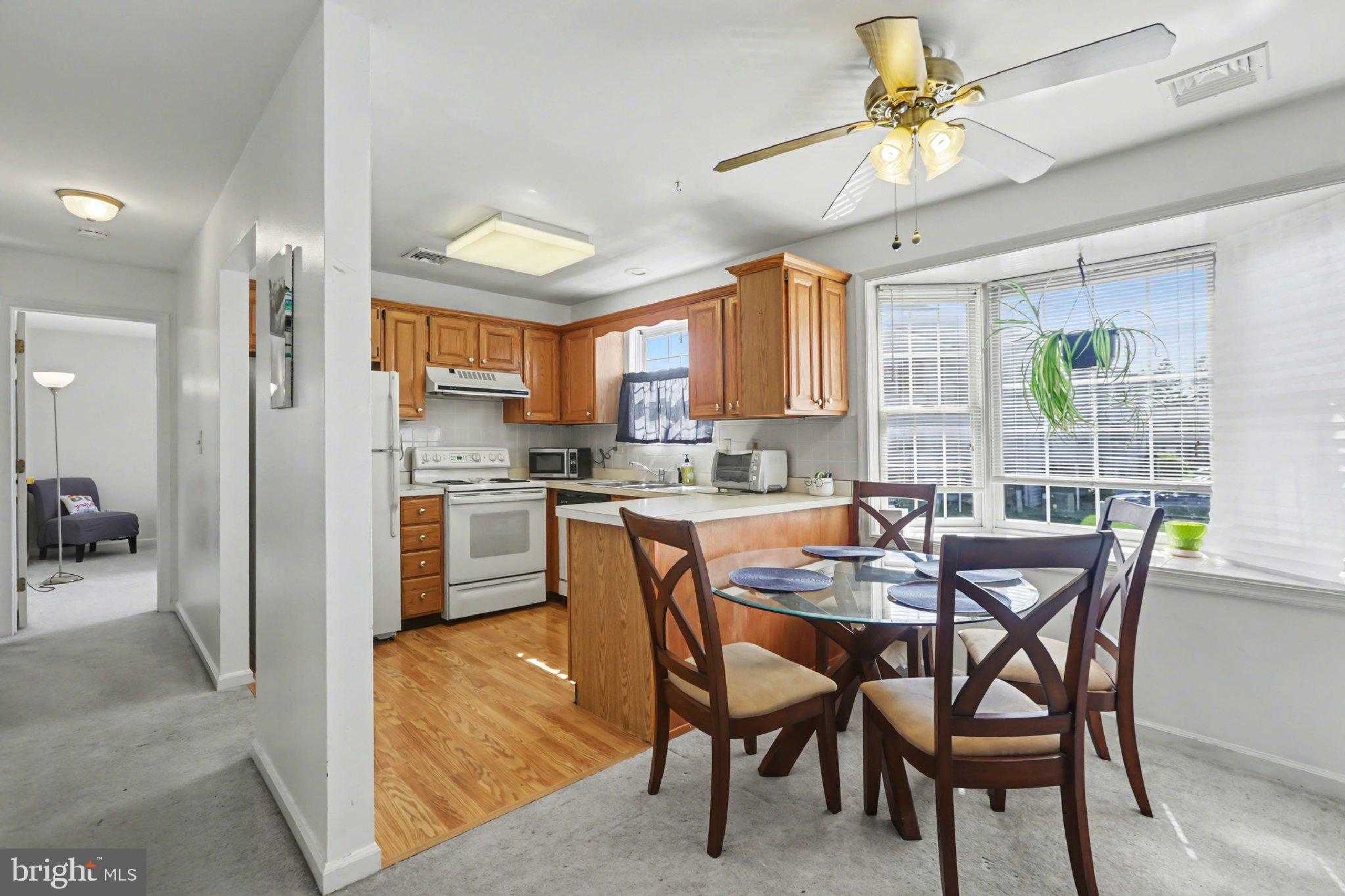 126 W Portland St Apt 5 photo 6