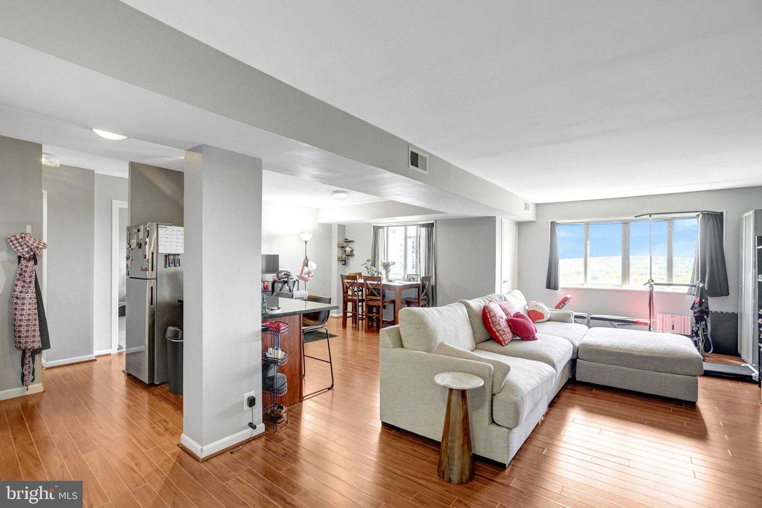5340 Holmes Run Pkwy Unit 919, Alexandria