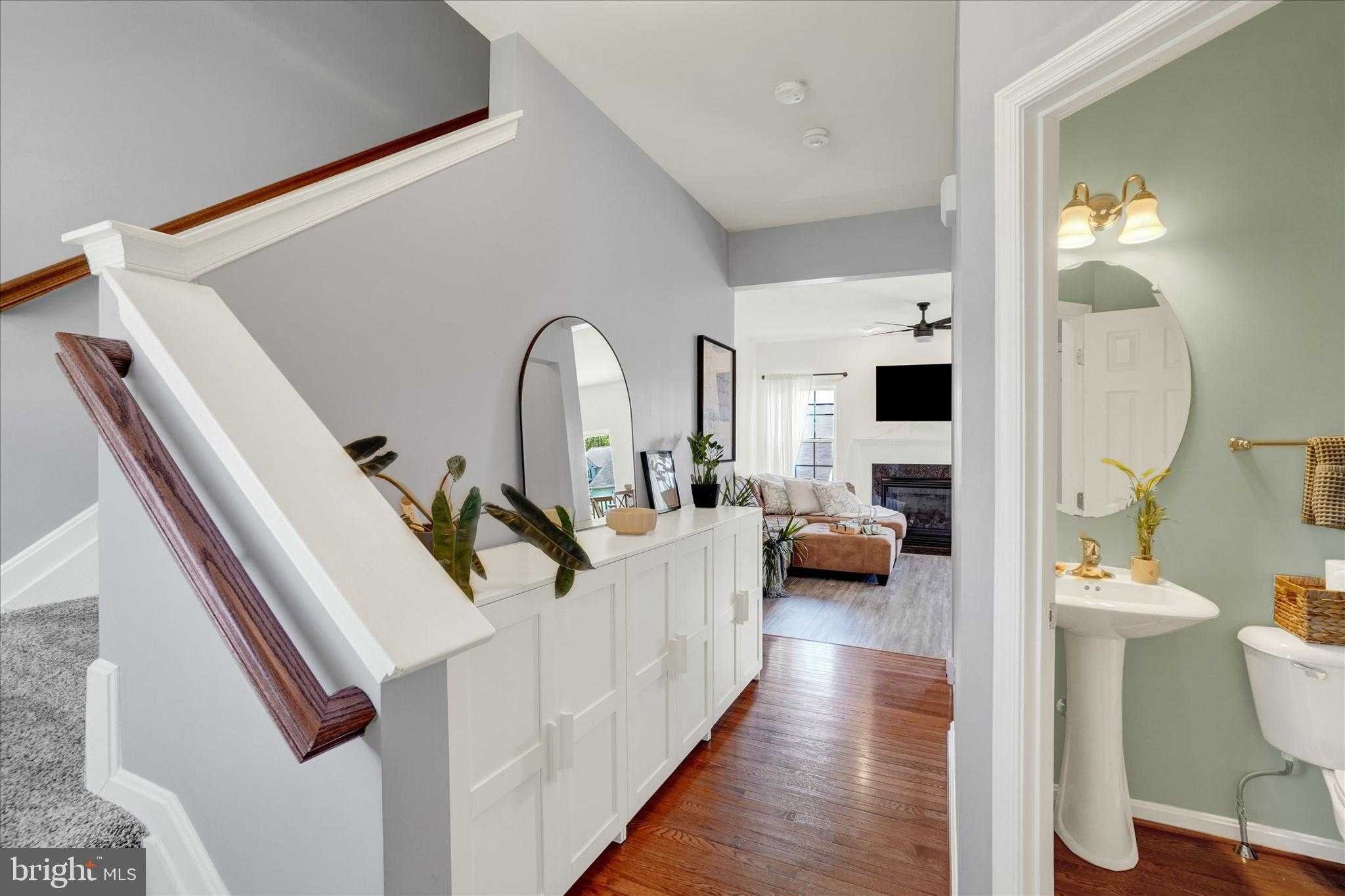 1555 Pleader Ln photo 3