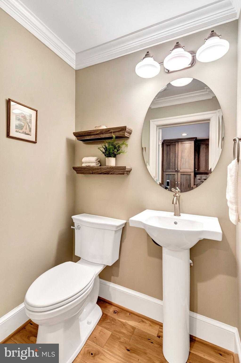 5948 Innisvale Dr photo 12