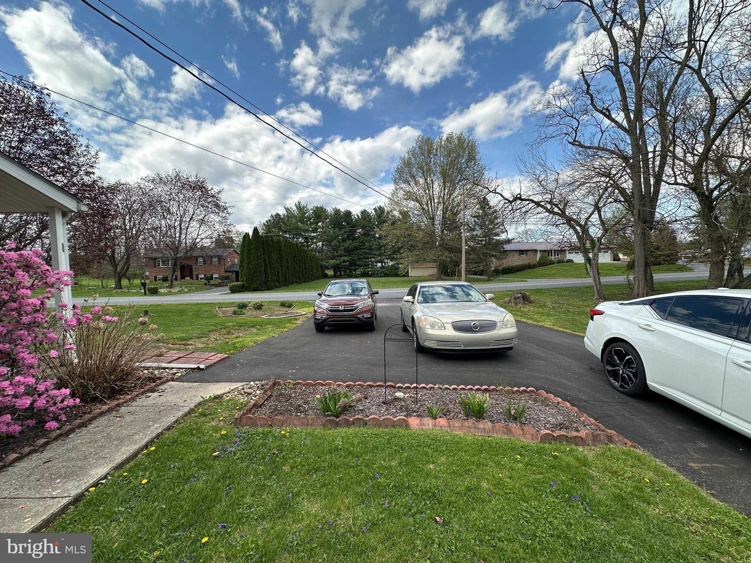 1028 Woodland Pkwy photo 23