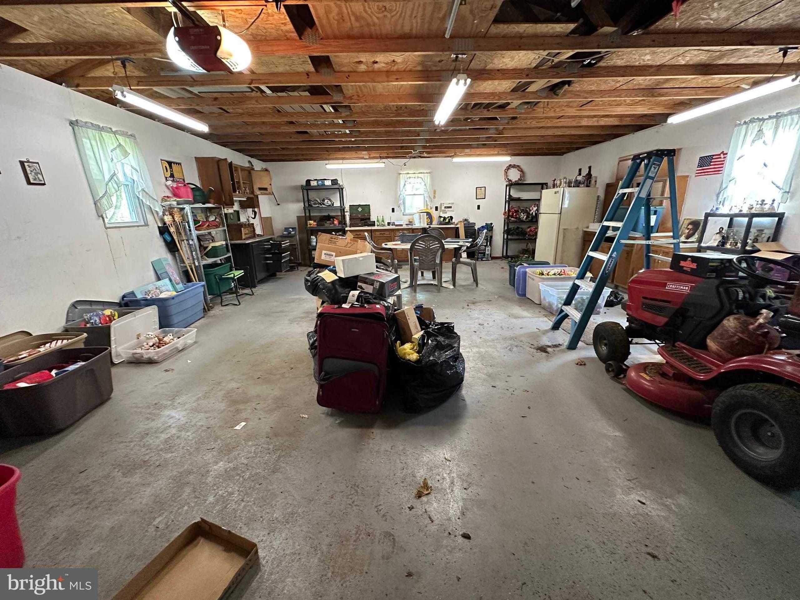 1028 Woodland Pkwy photo 35