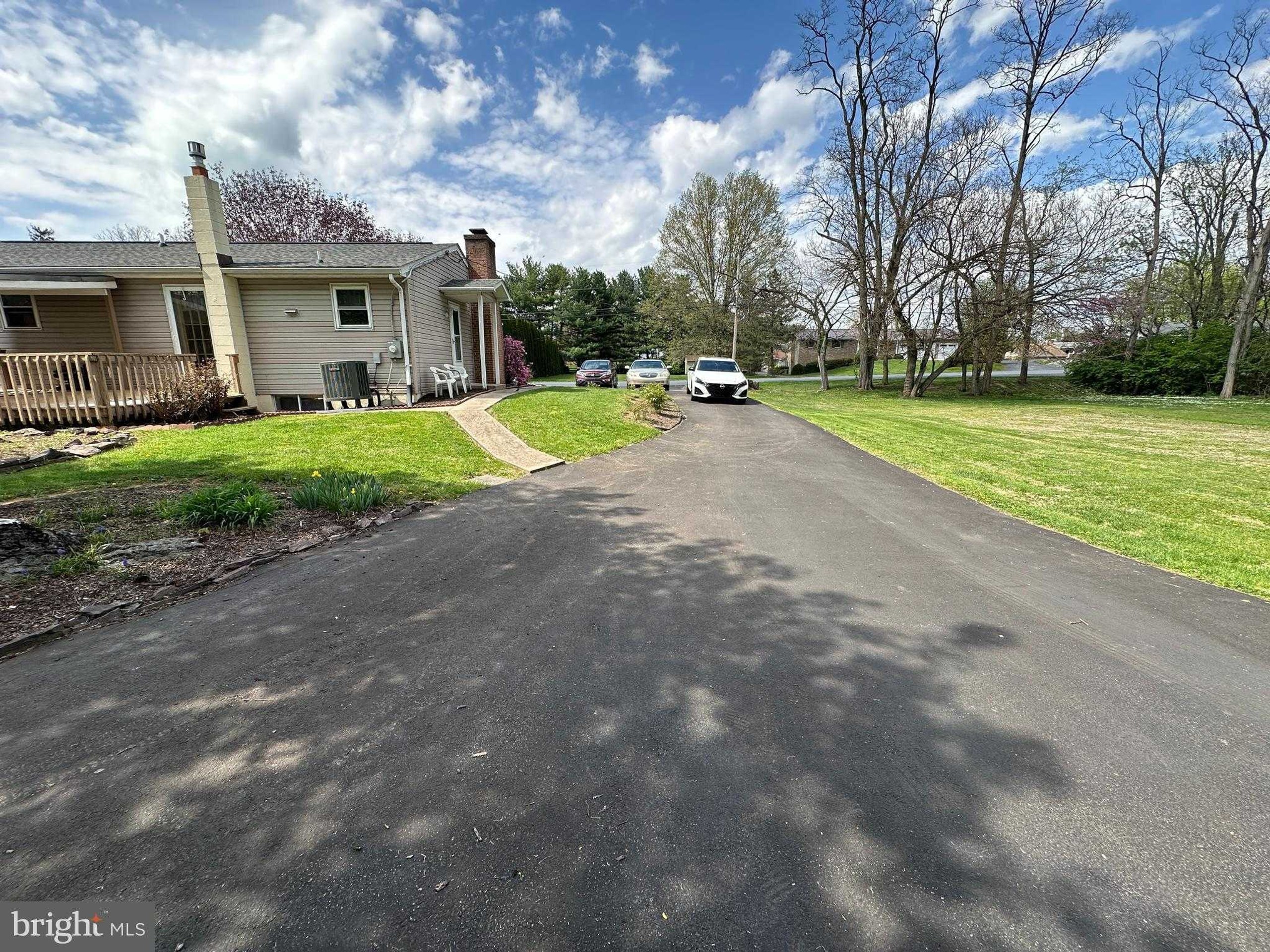 1028 Woodland Pkwy photo 37