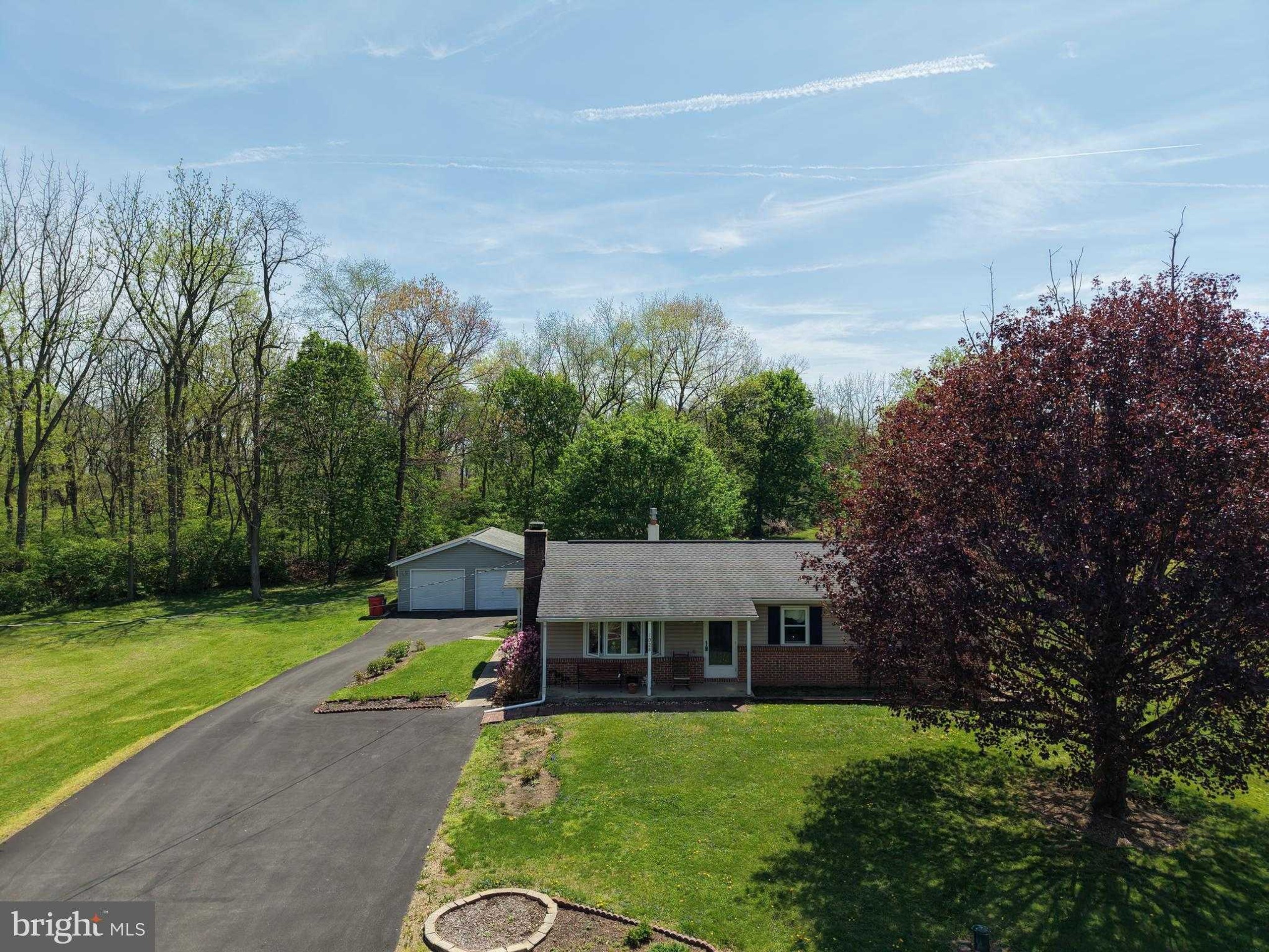 1028 Woodland Pkwy photo 4