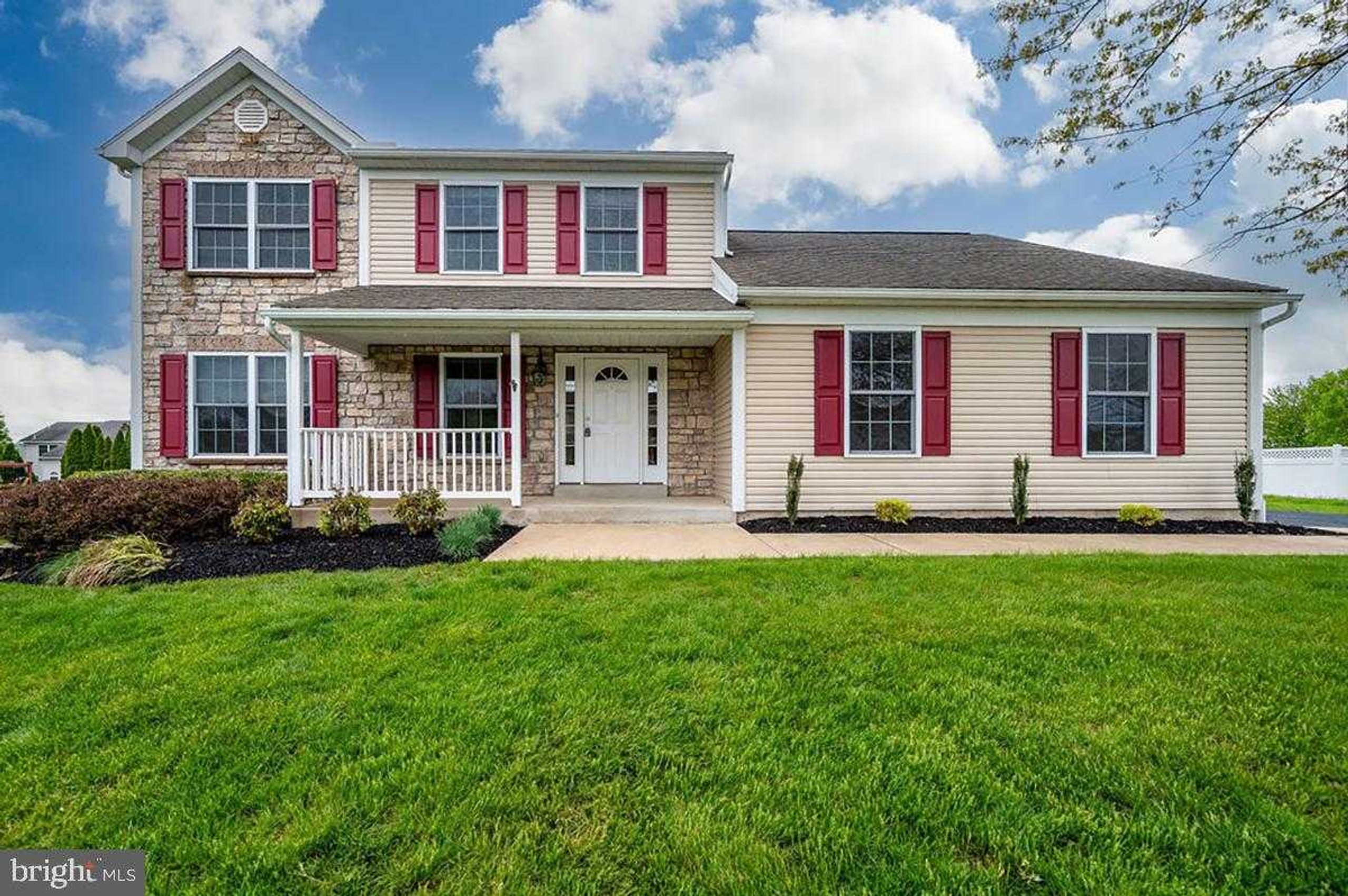 4985 Thornbury Cir, Douglassville