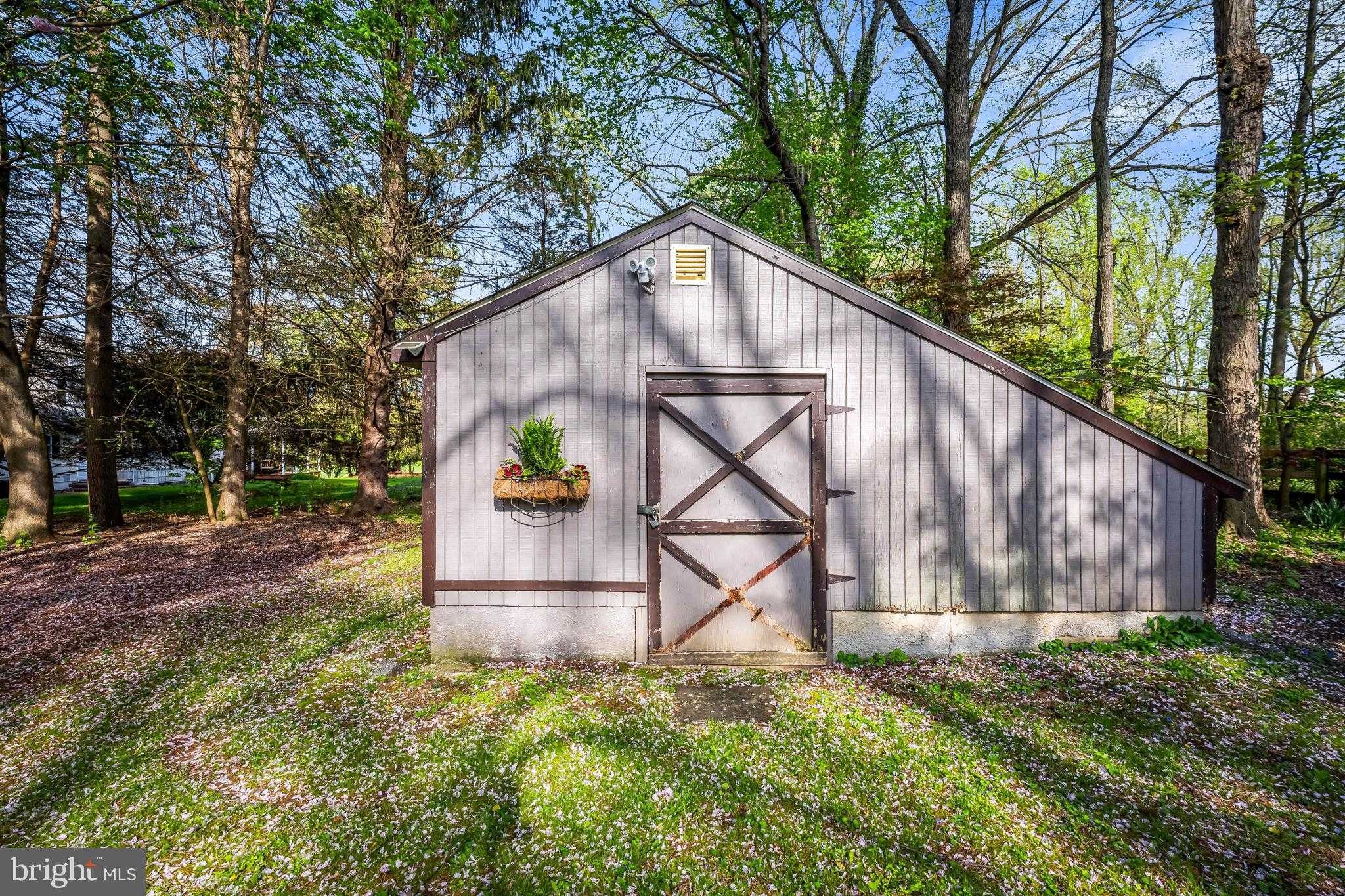 14009 Blenheim Rd N photo 4