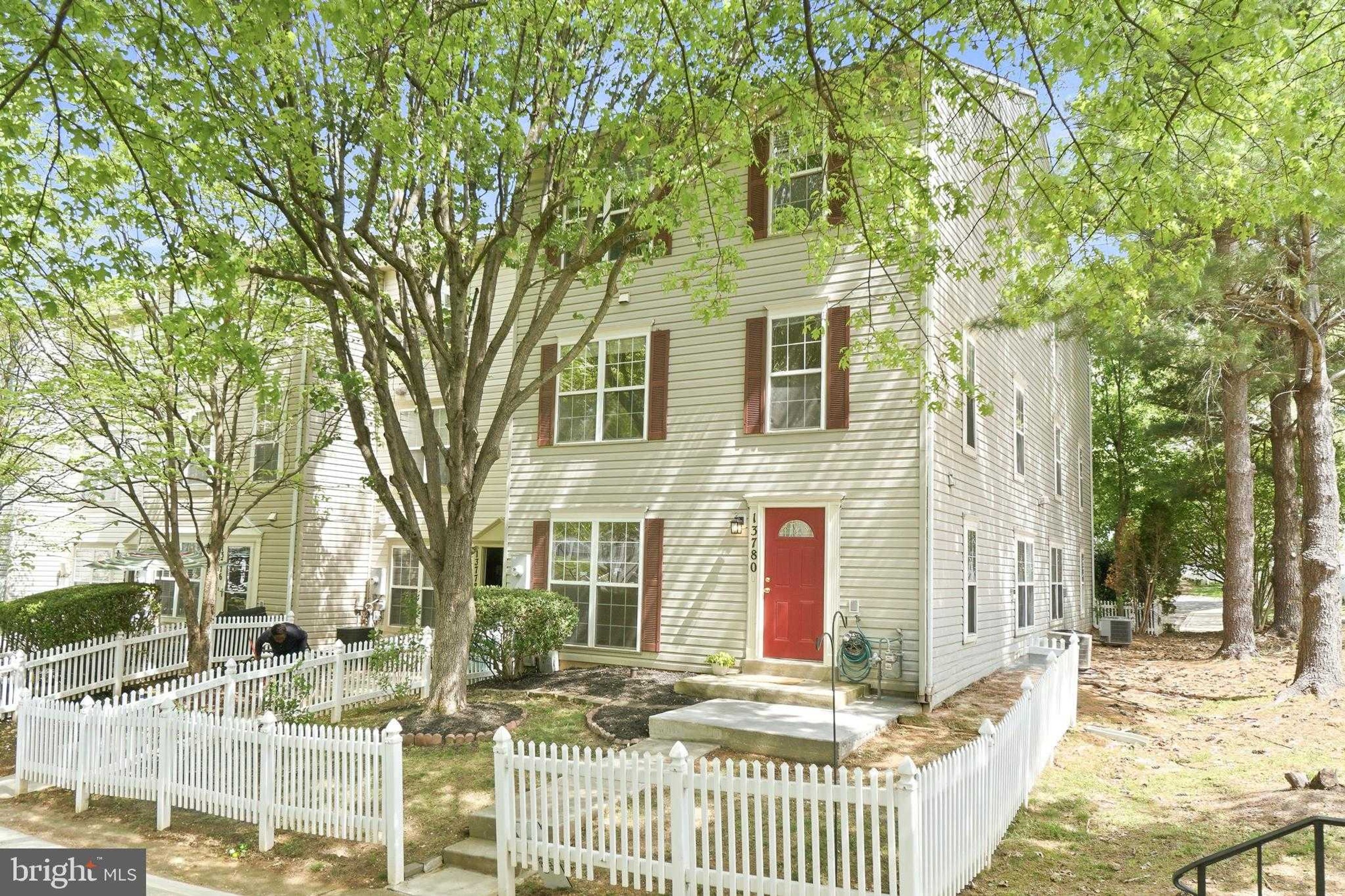 13780 Lark Song Dr, Germantown