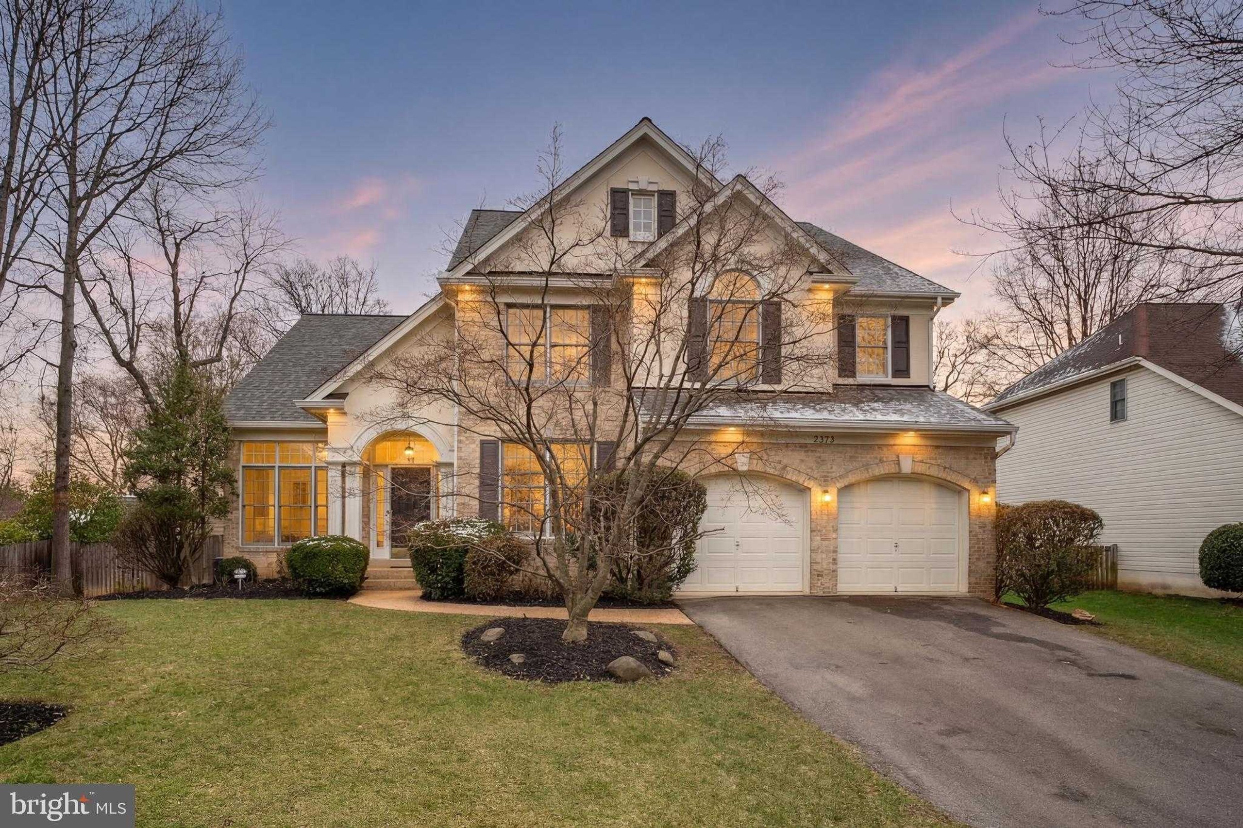 2373 Whitestone Hill CT, Falls Church