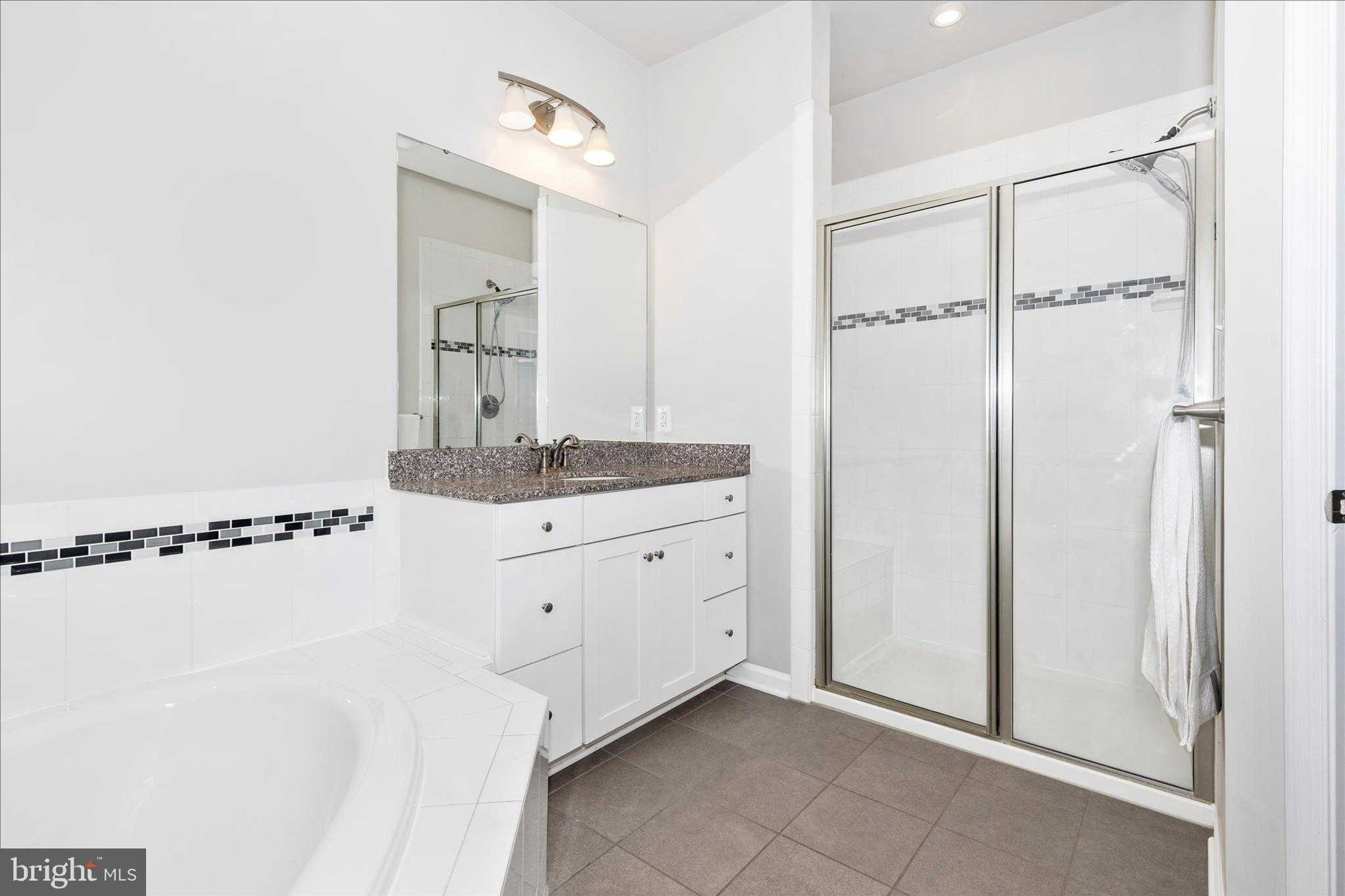 13778 Little Seneca Pkwy # 410k photo 24
