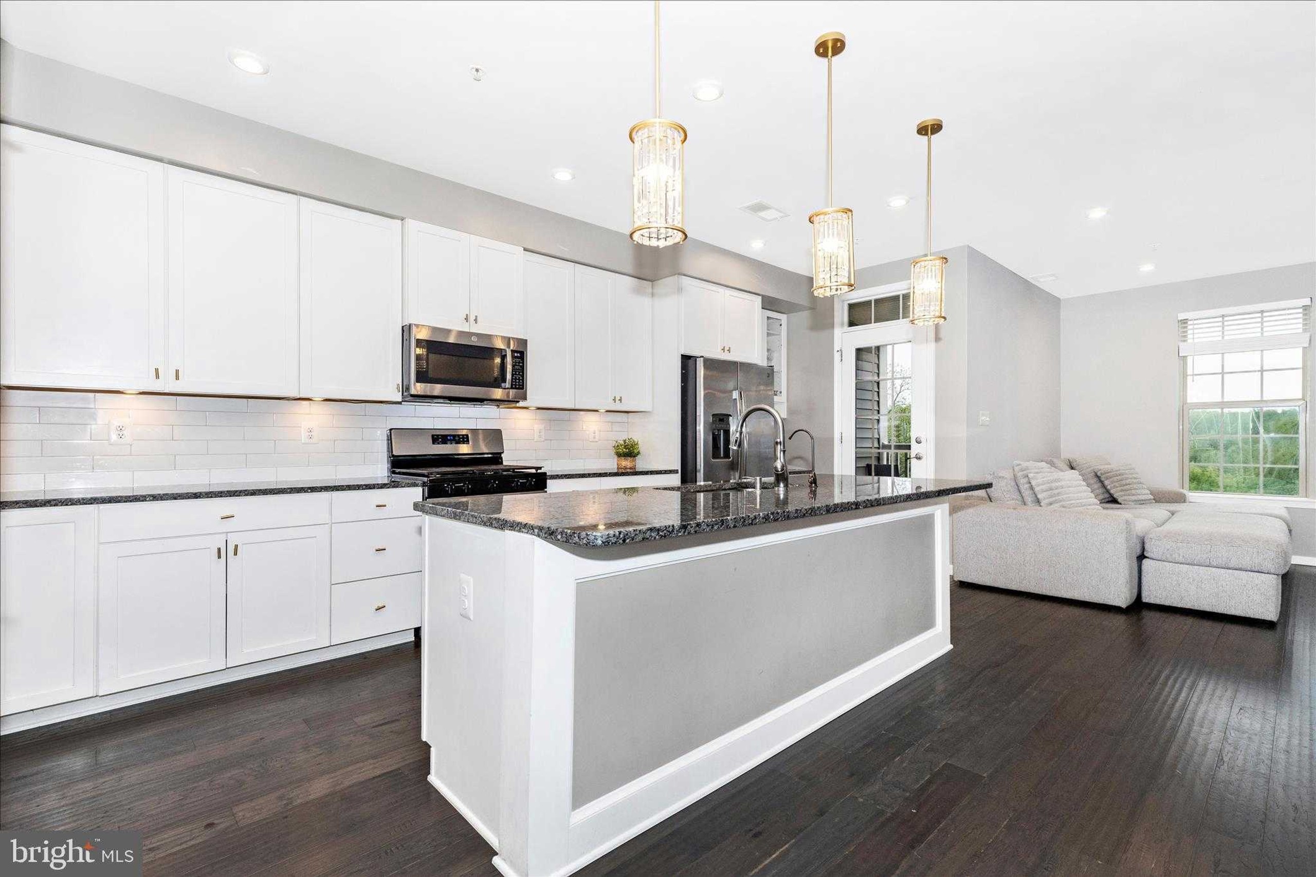 13778 Little Seneca Pkwy # 410k photo 7