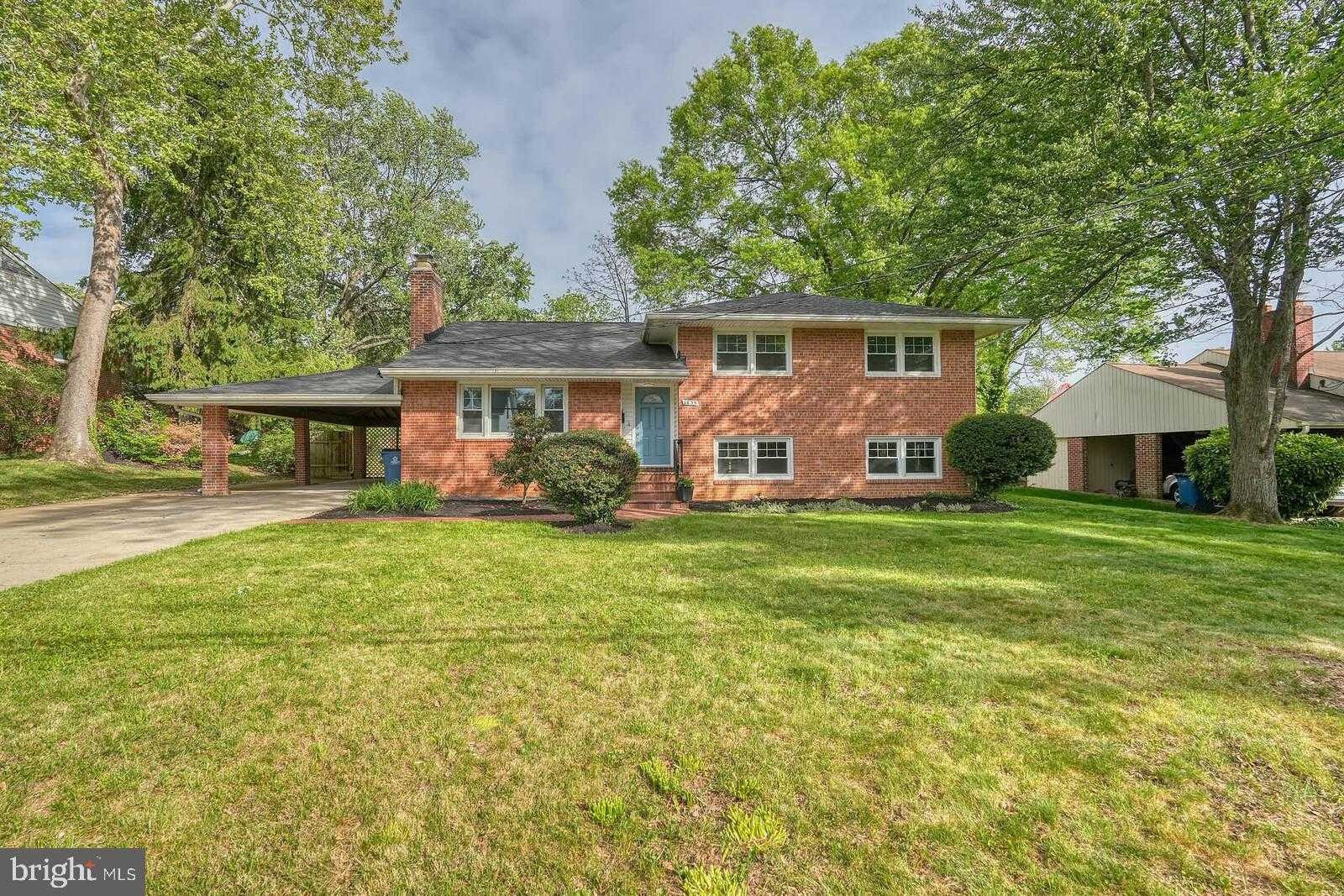 1635 Dinneen Dr
