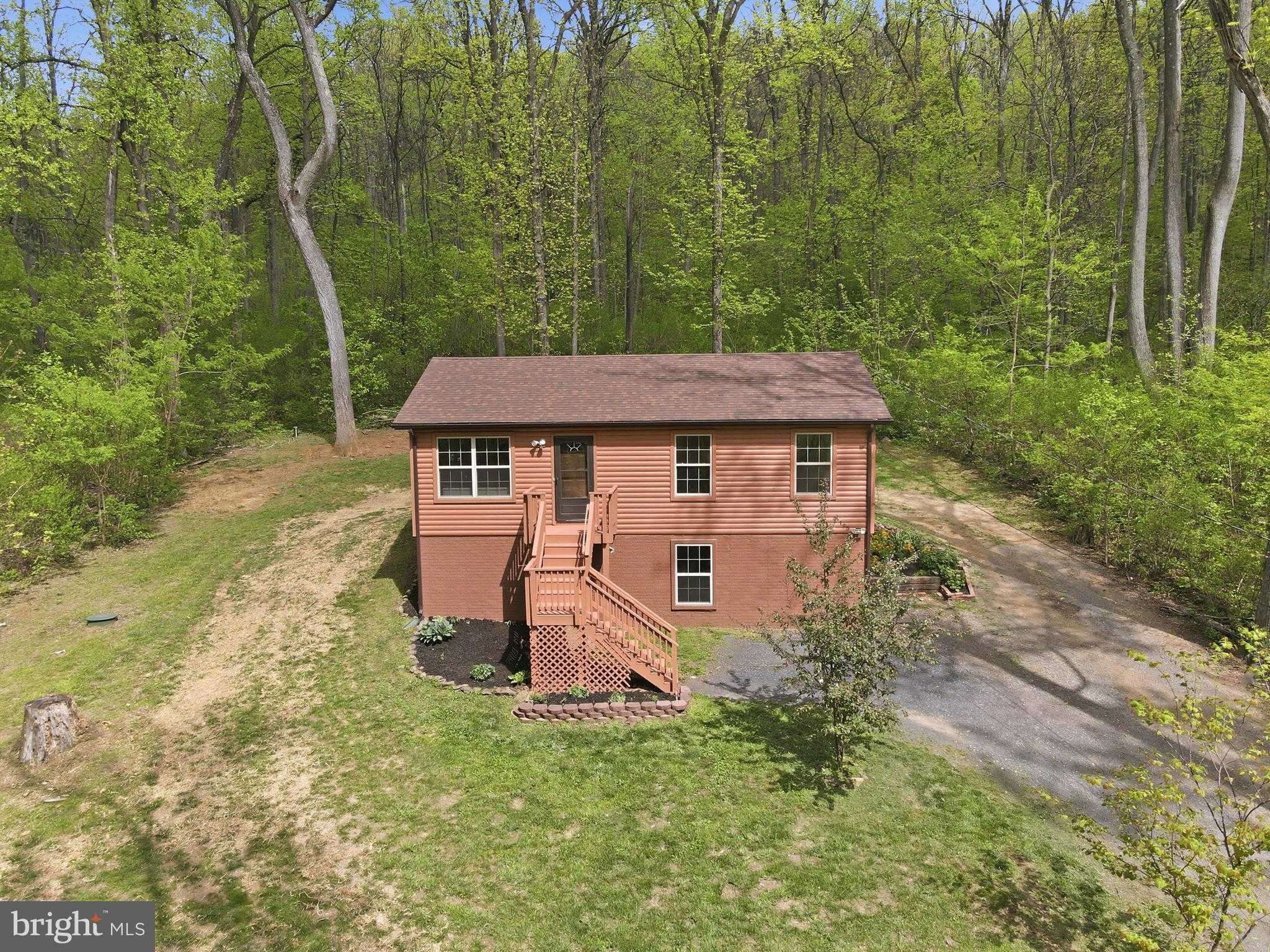 195 Gayles Ln photo 2