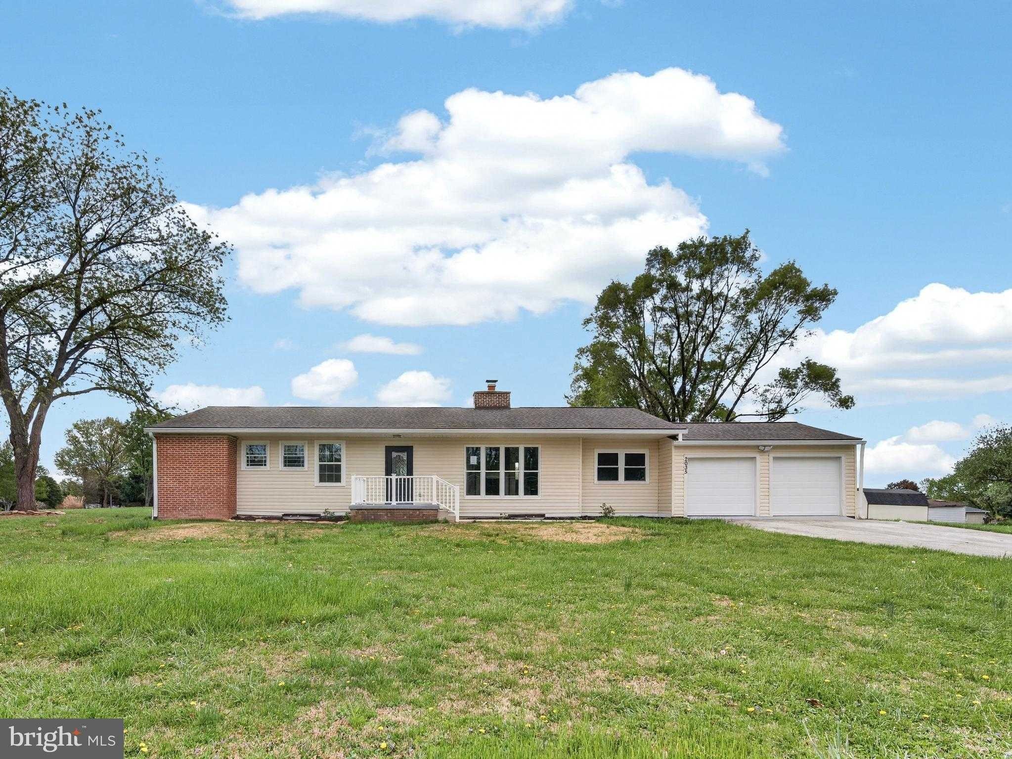 2035 Kays Mill Rd photo 2