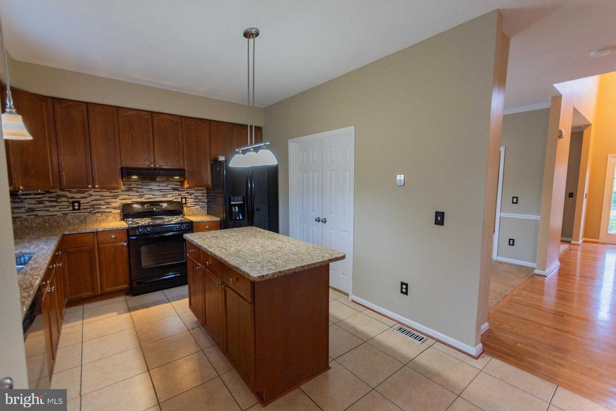 103 Lacosta Blvd photo 19