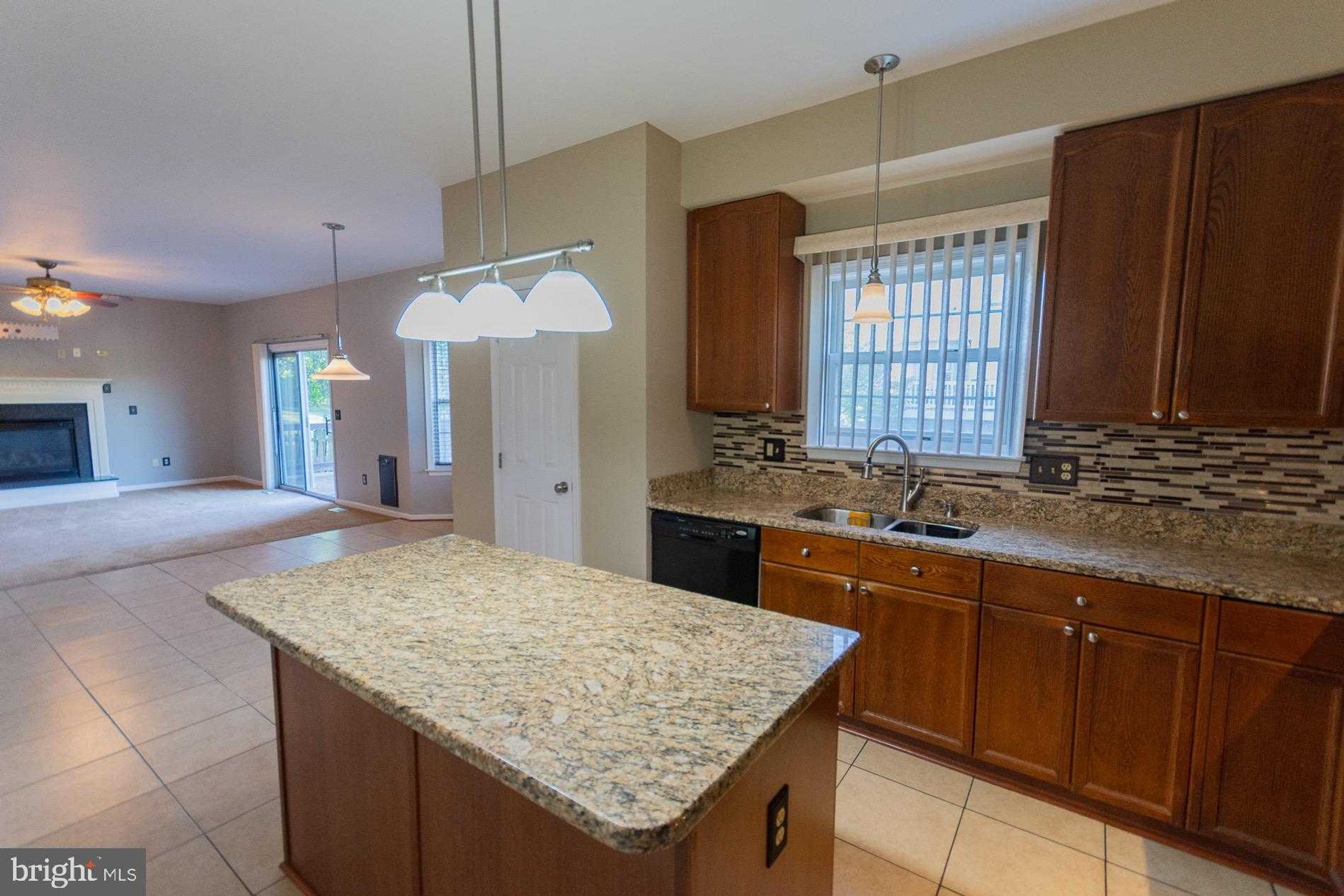 103 Lacosta Blvd photo 21