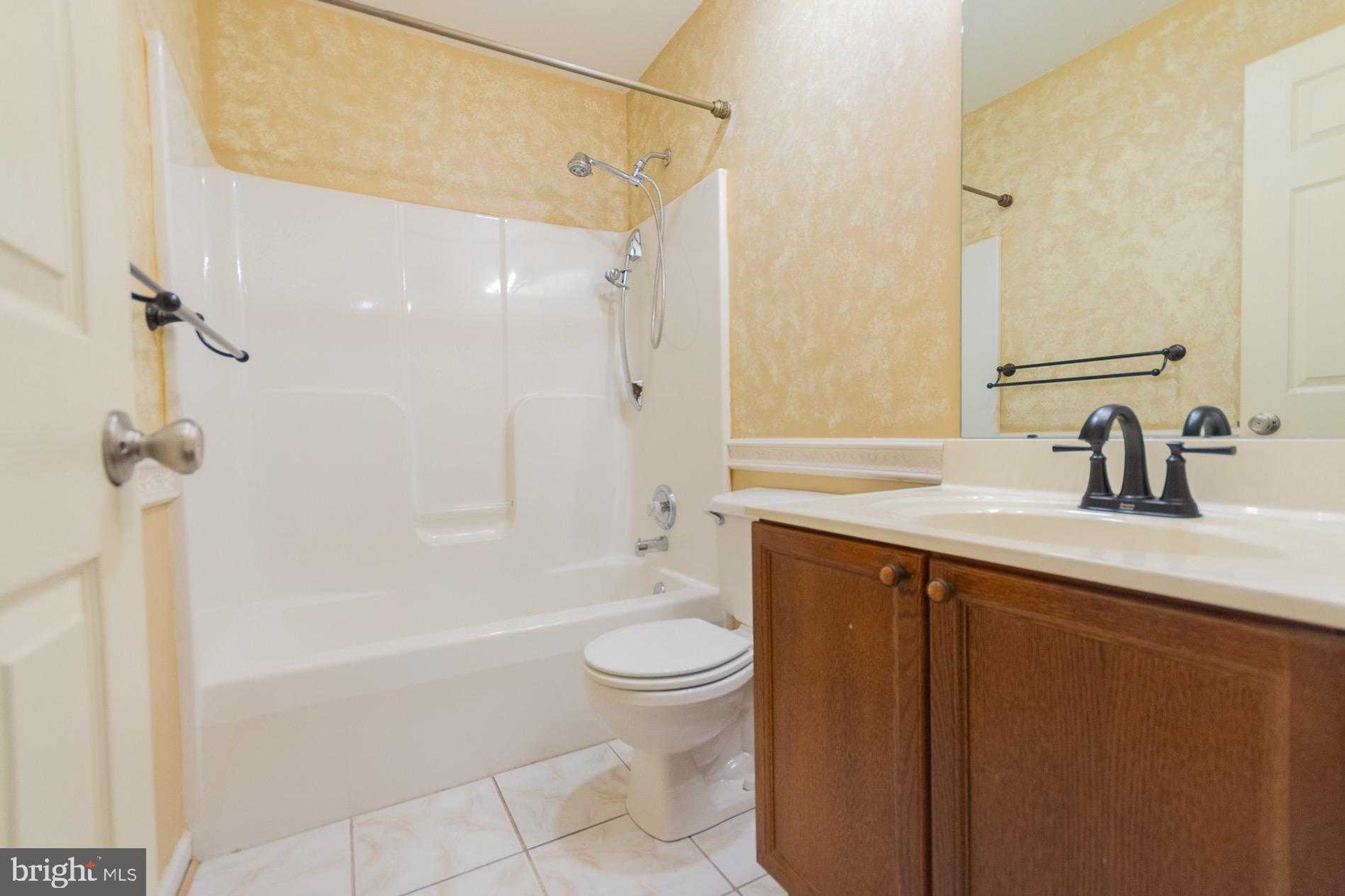 103 Lacosta Blvd photo 43