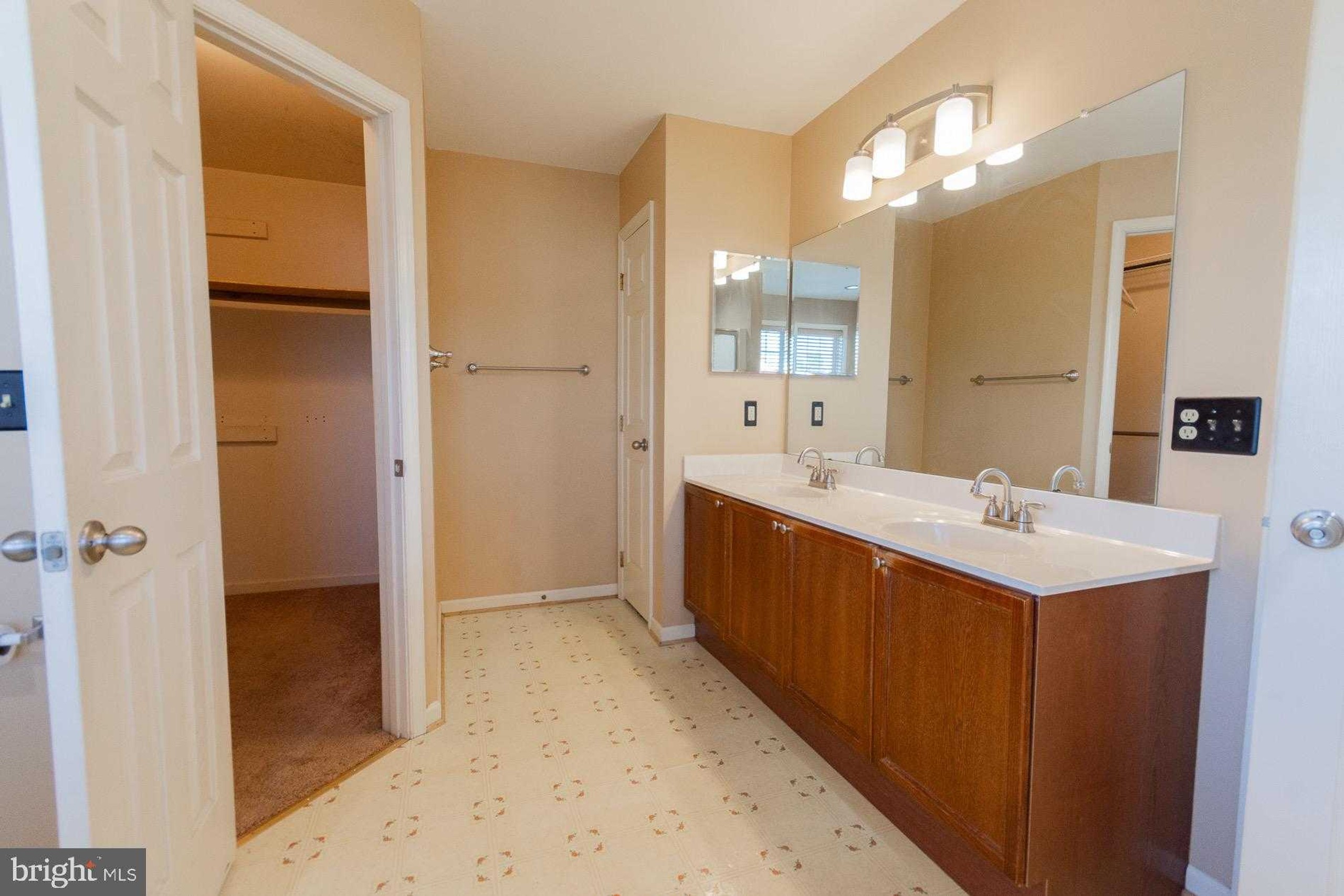 103 Lacosta Blvd photo 50