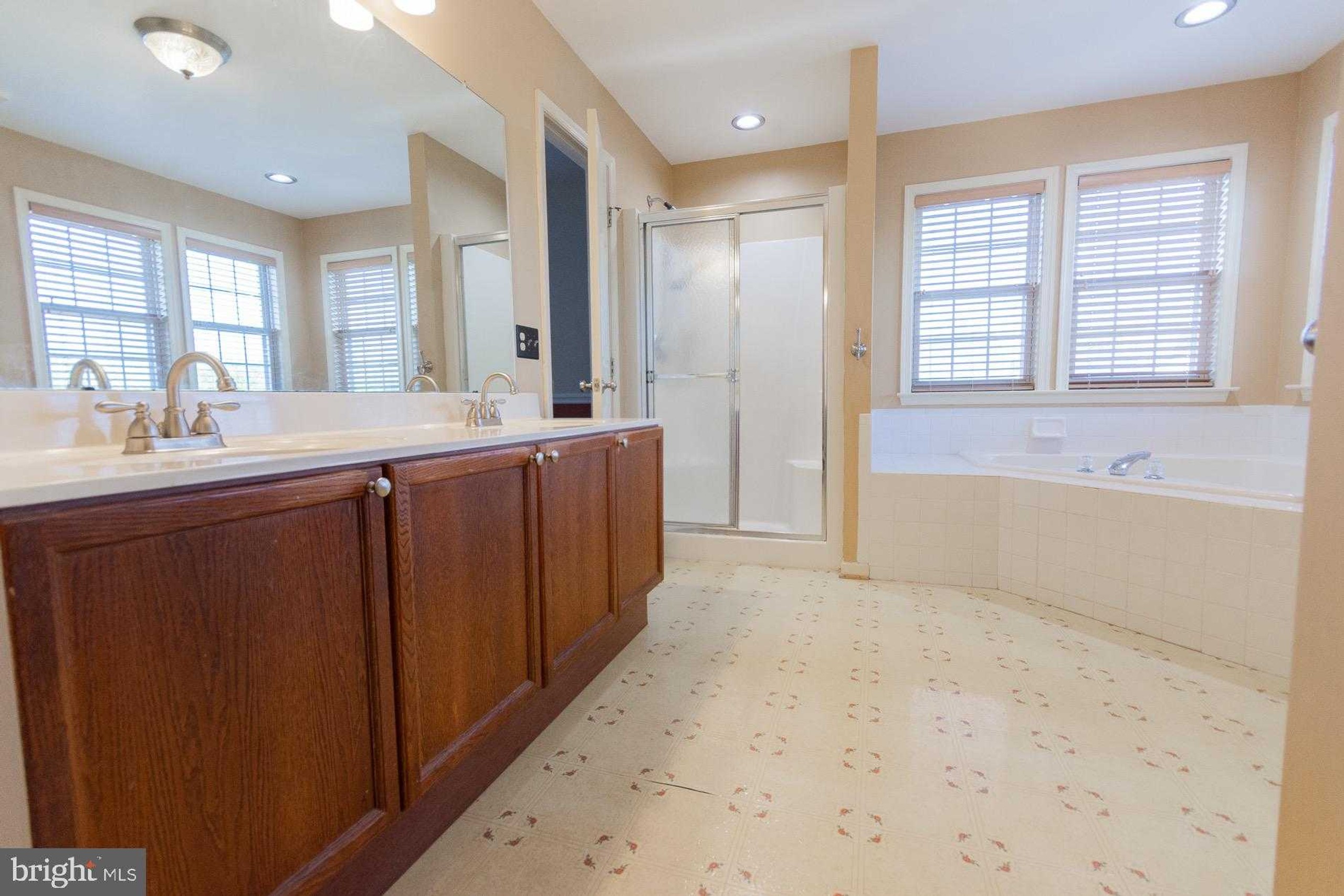 103 Lacosta Blvd photo 51
