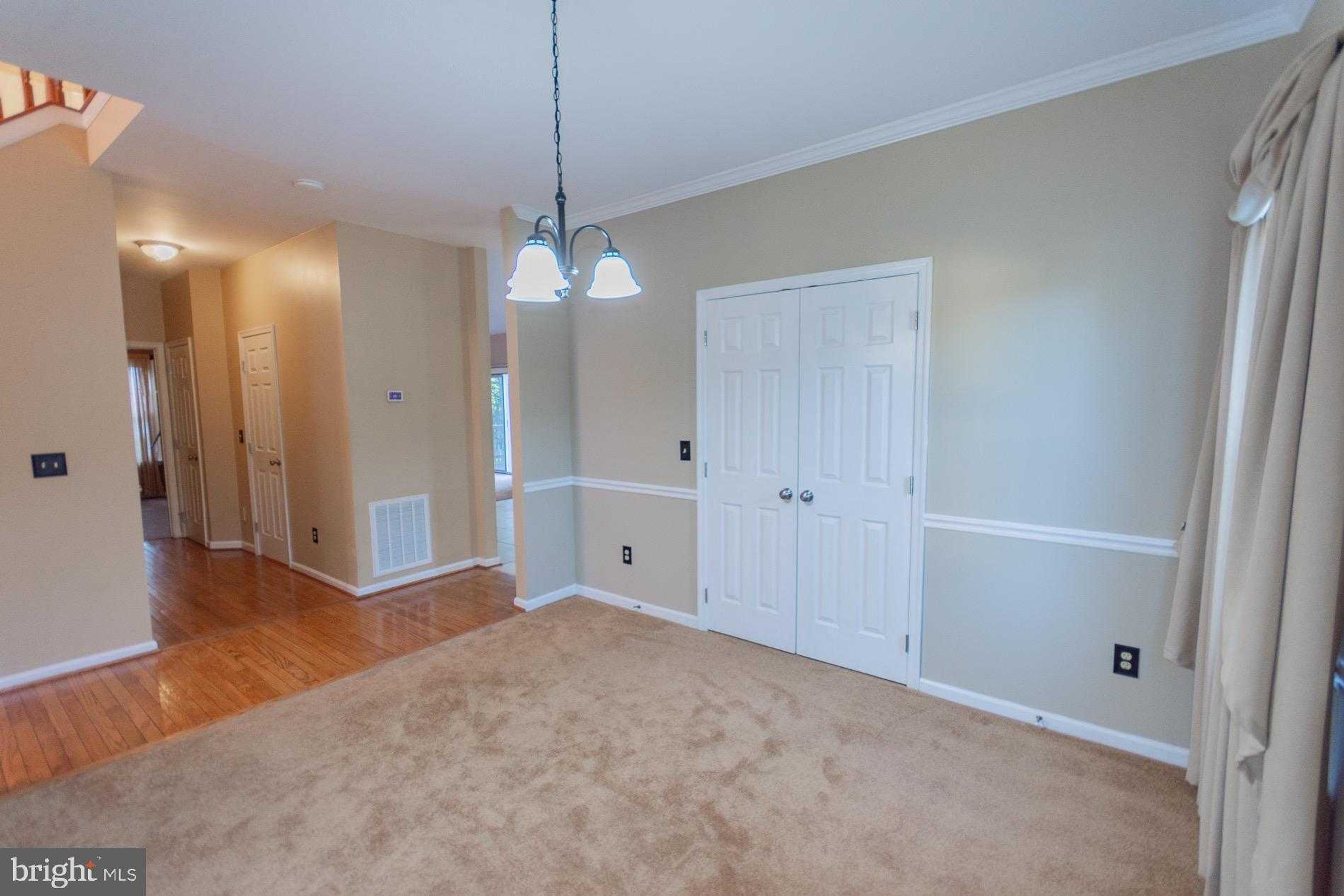 103 Lacosta Blvd photo 9