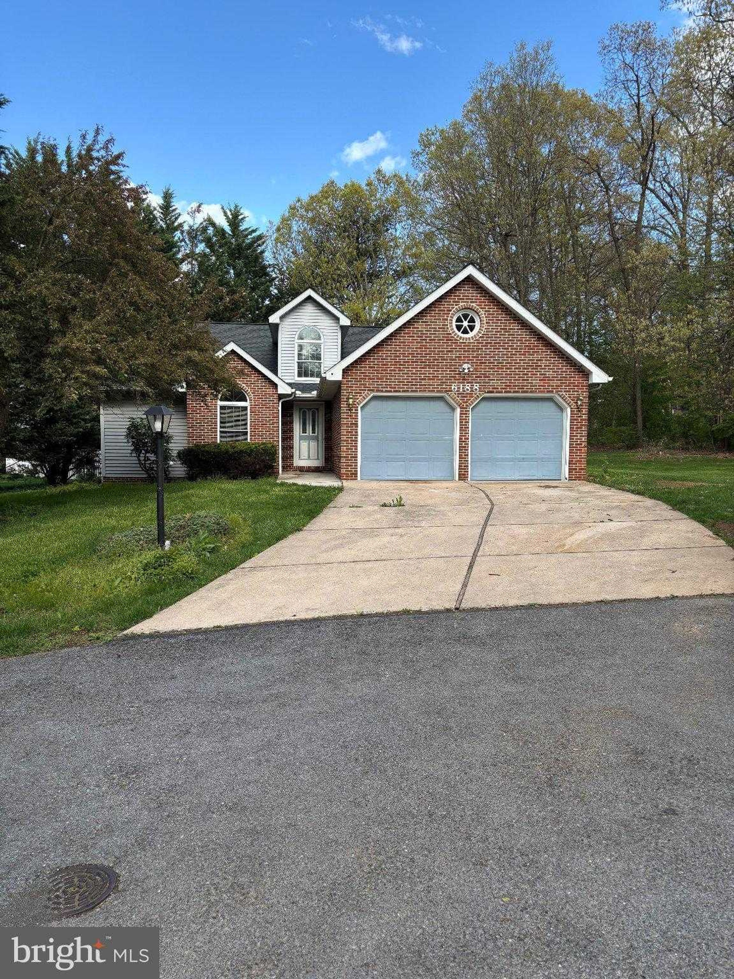 6188 Greenbriar Ln, Fayetteville