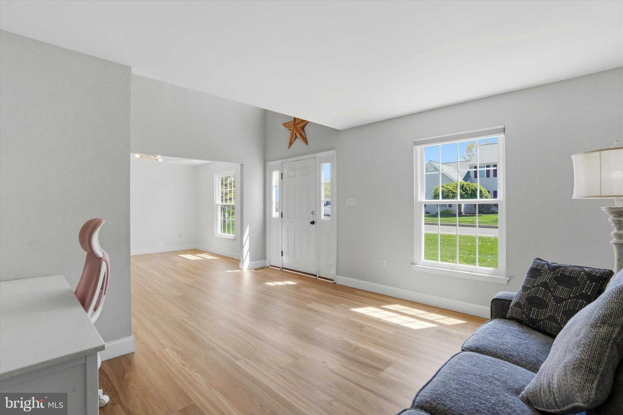 16 Horseshoe Dr photo 5
