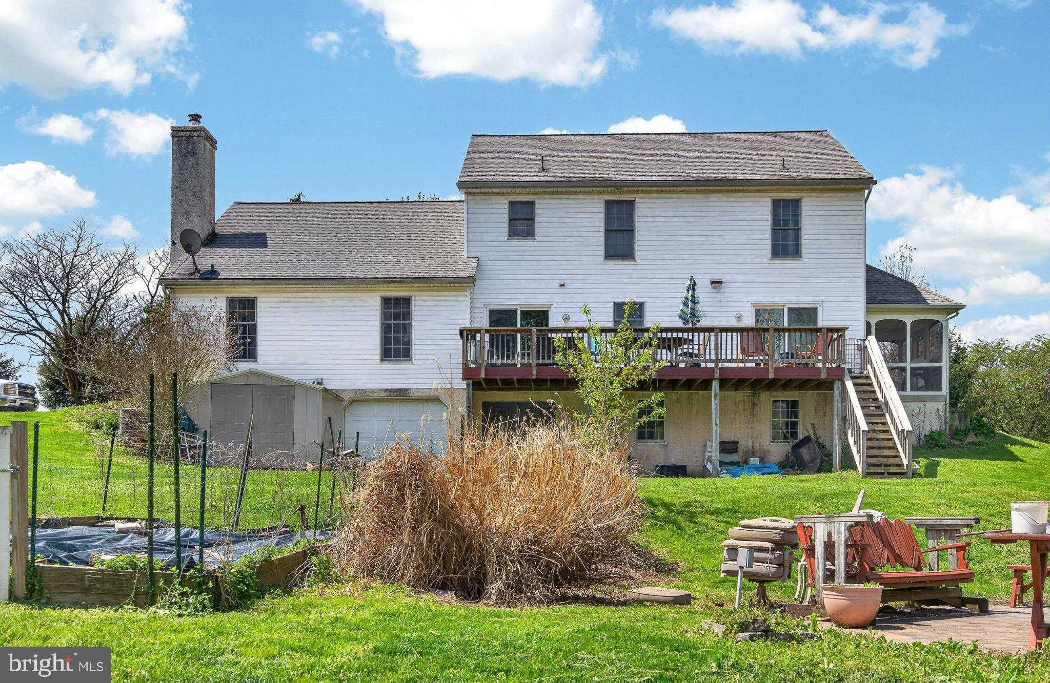 45 Latham Rd photo 59