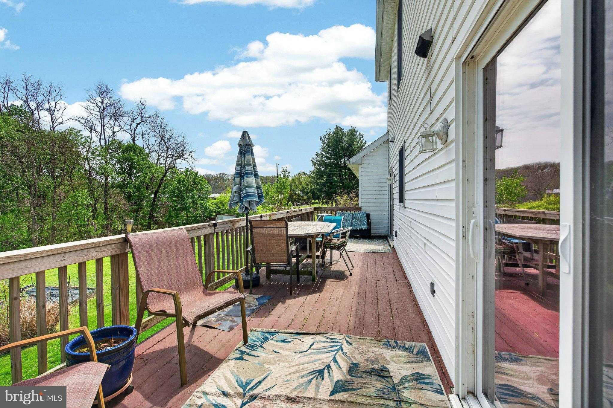 45 Latham Rd photo 9