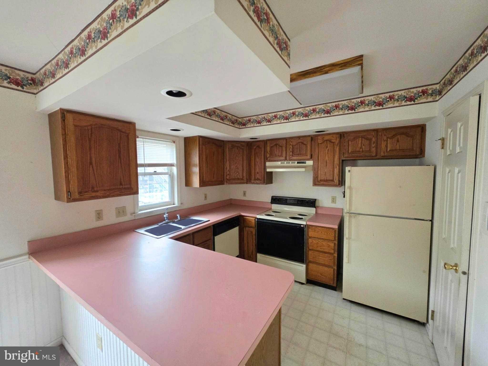 1411 Fulton St photo 3