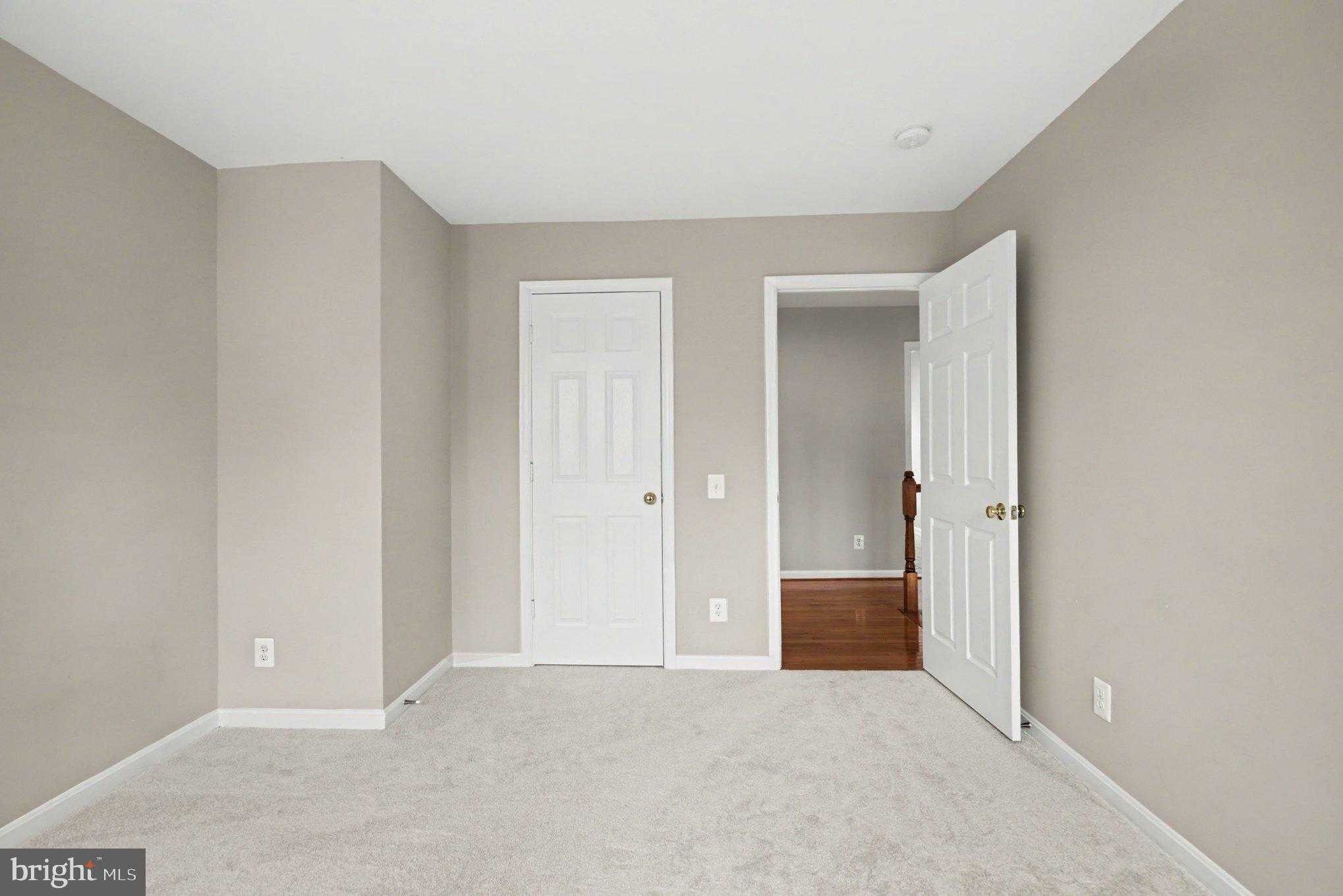 15082 Stepping Stone Dr photo 32