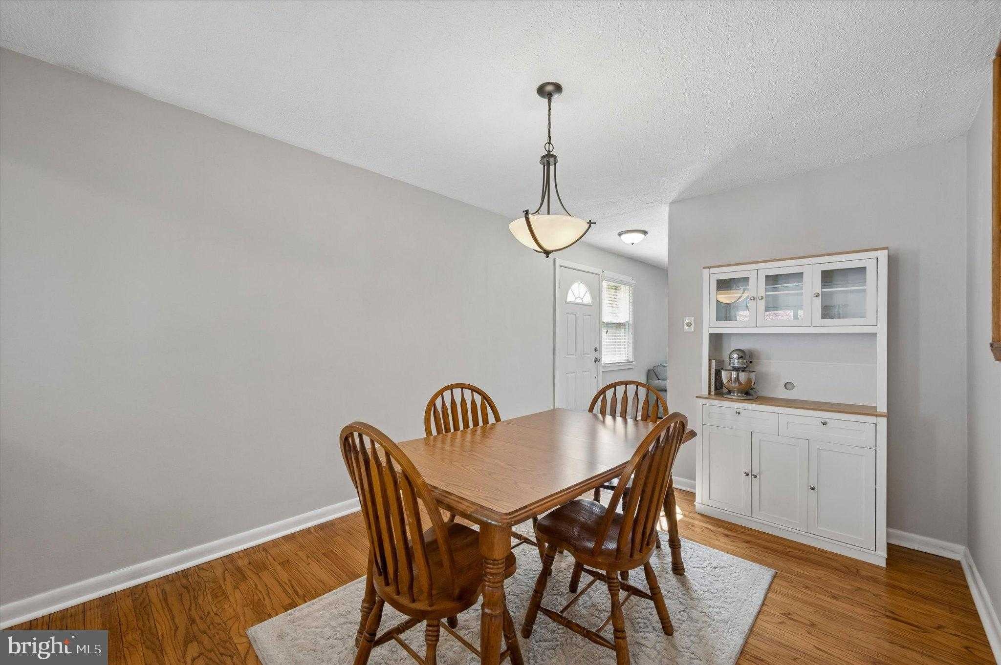 704 Swarthmorewood Ln photo 7