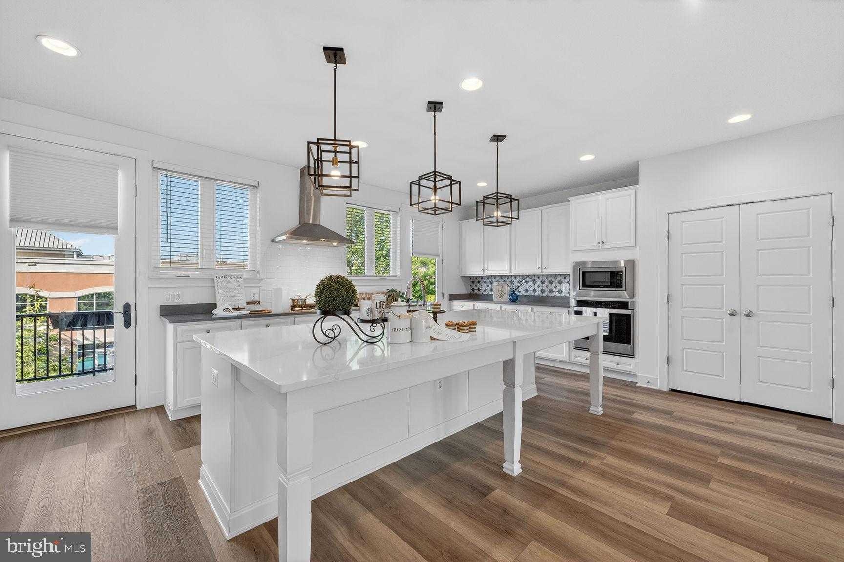 42348 Zenith Ter photo 4