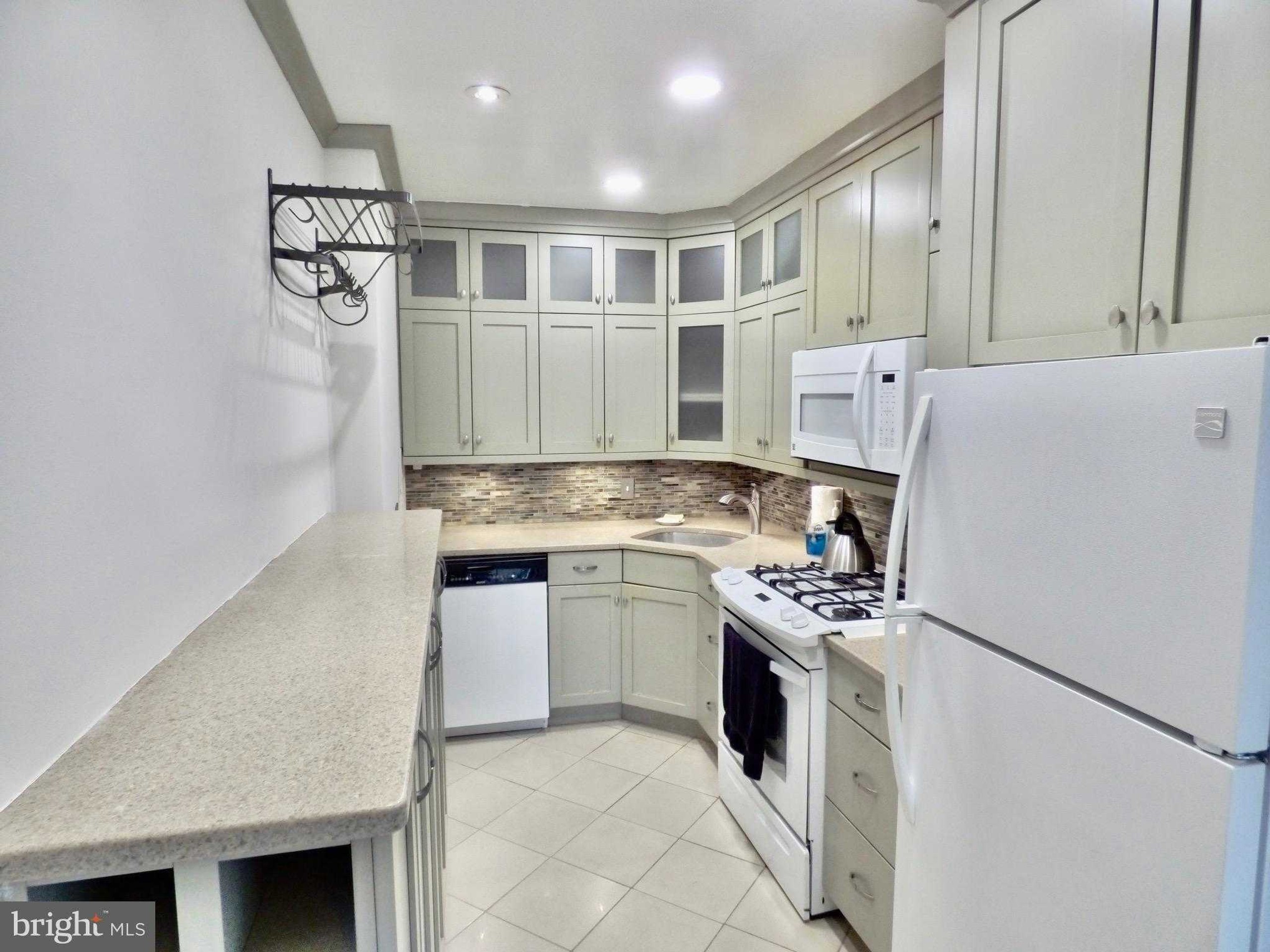 3000 Spout Run Pkwy Apt B408, Arlington