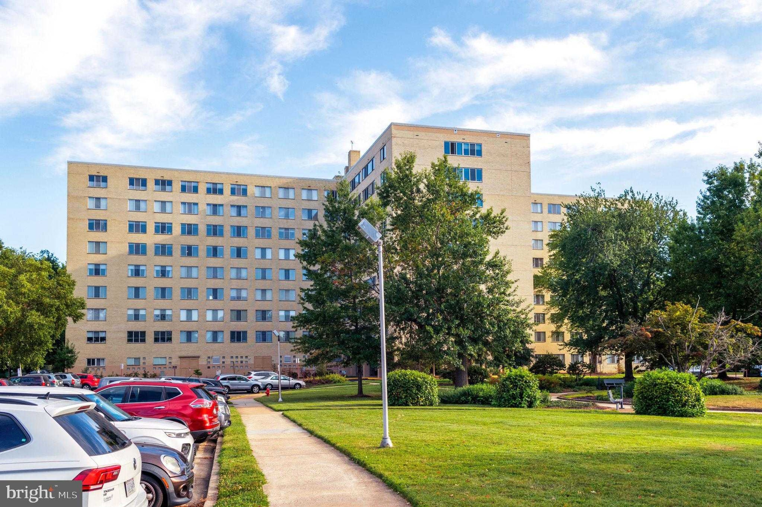 6631 Wakefield Dr Apt 106, Alexandria