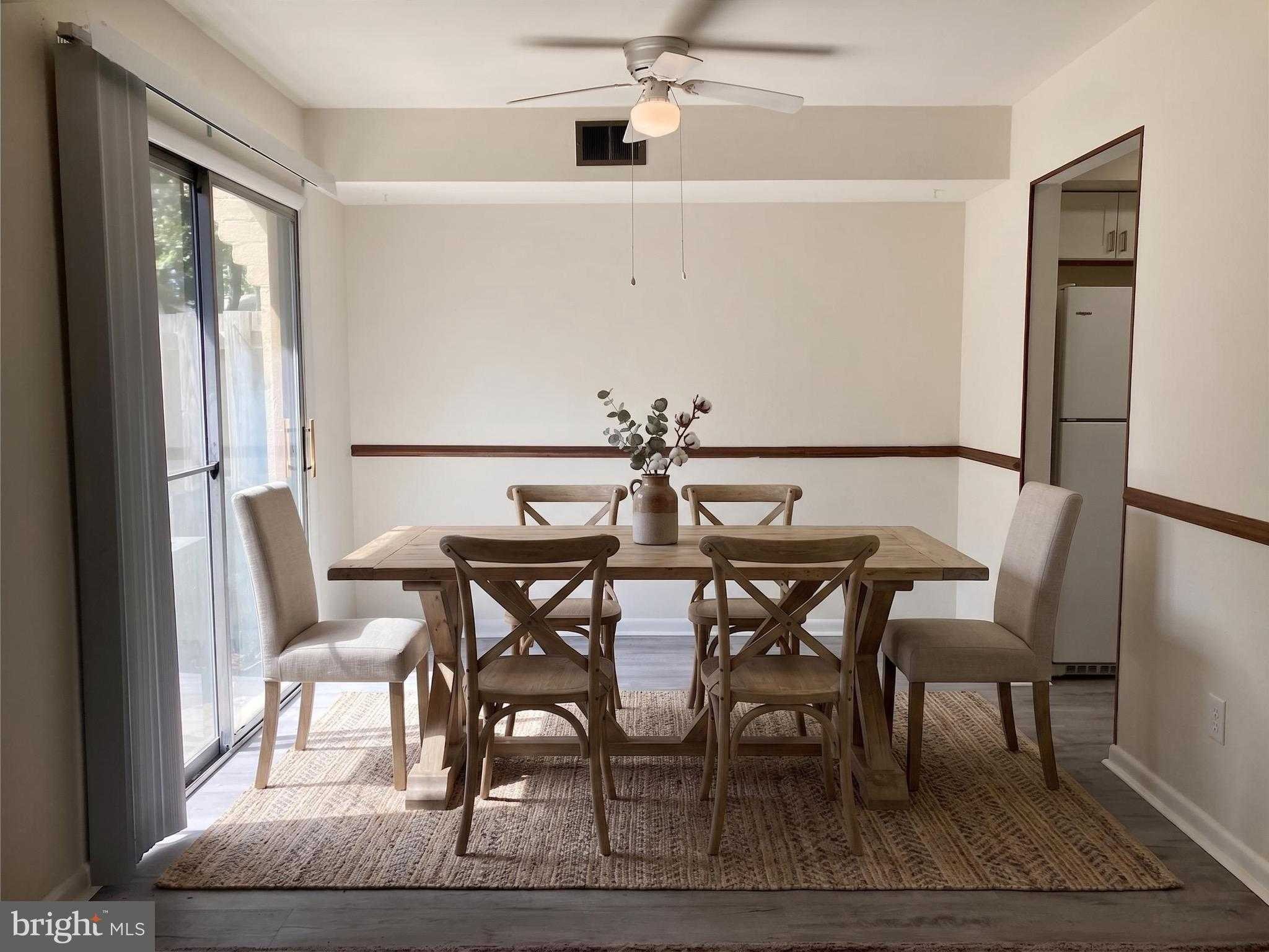 1601 Malibu Pl photo 3