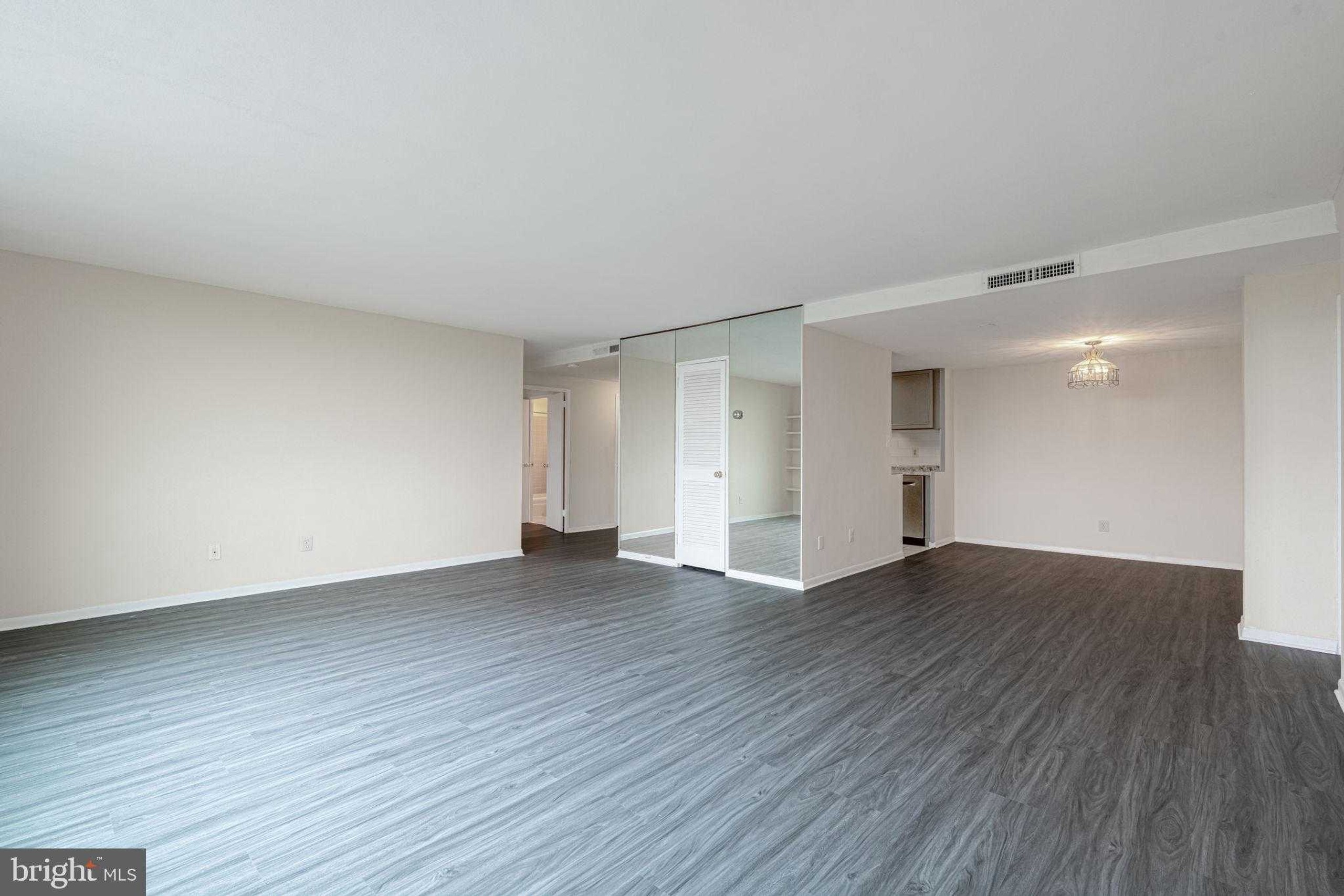 4600 Duke St Apt 1009 photo 10