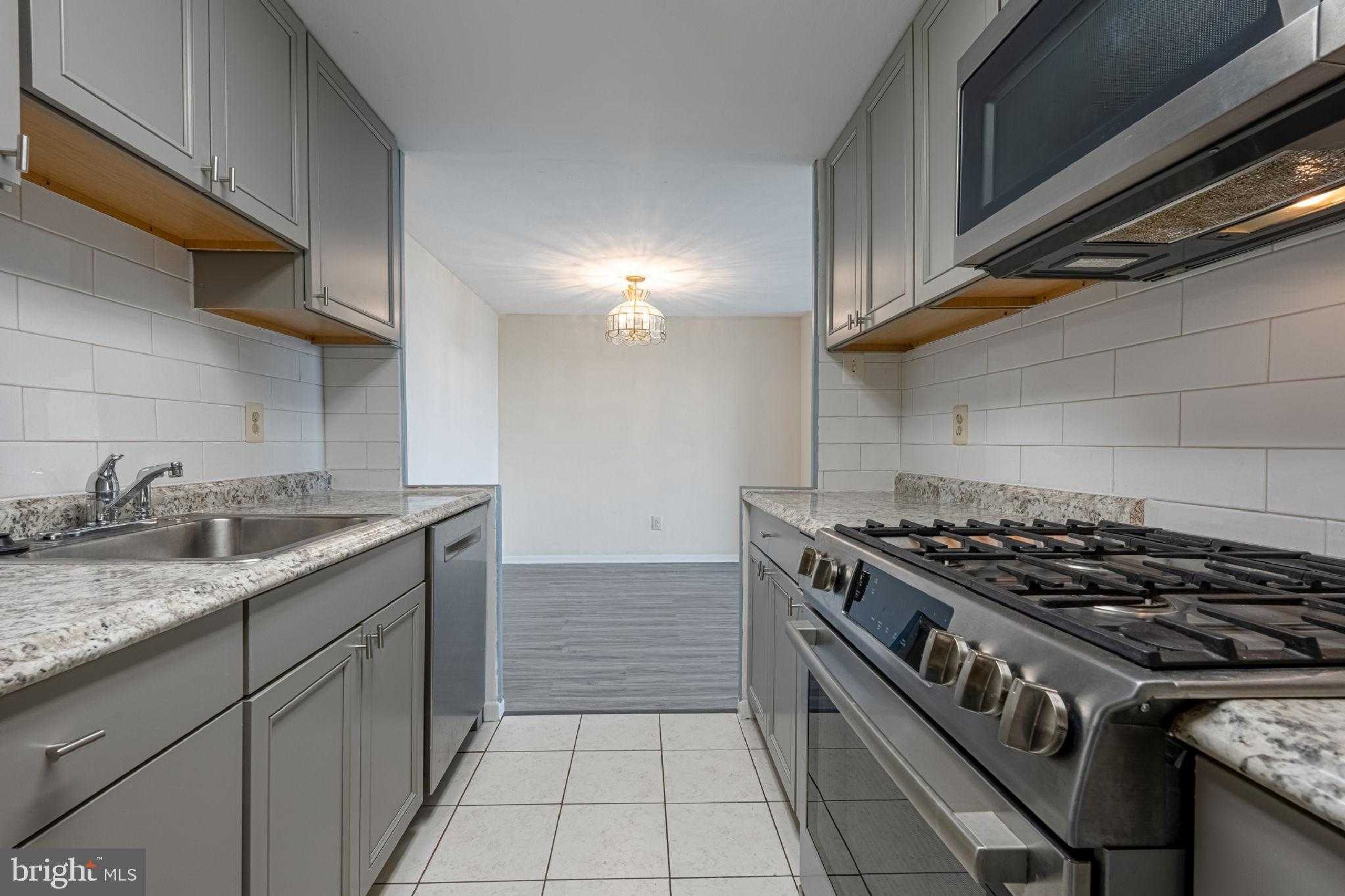 4600 Duke St Apt 1009 photo 19