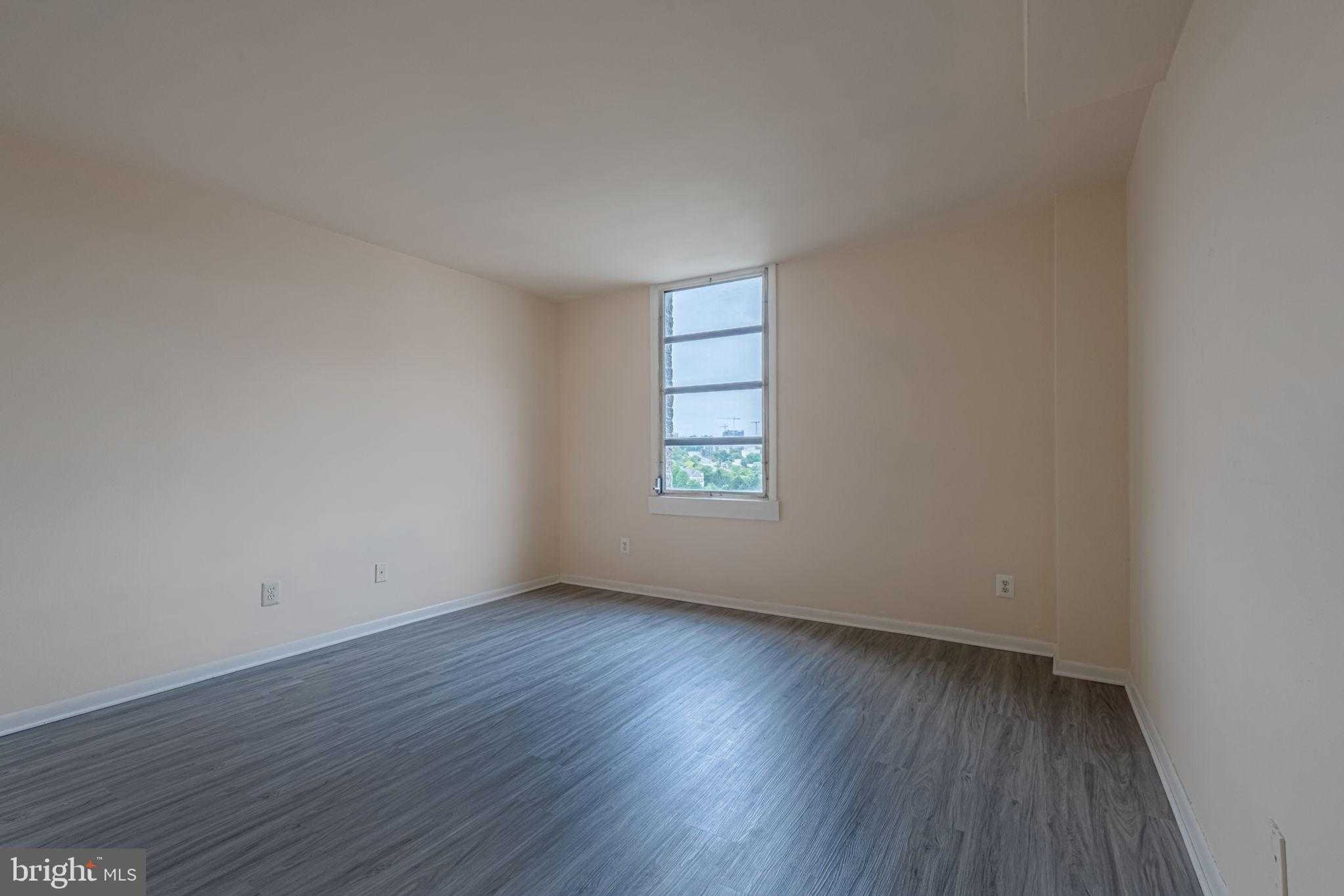 4600 Duke St Apt 1009 photo 32