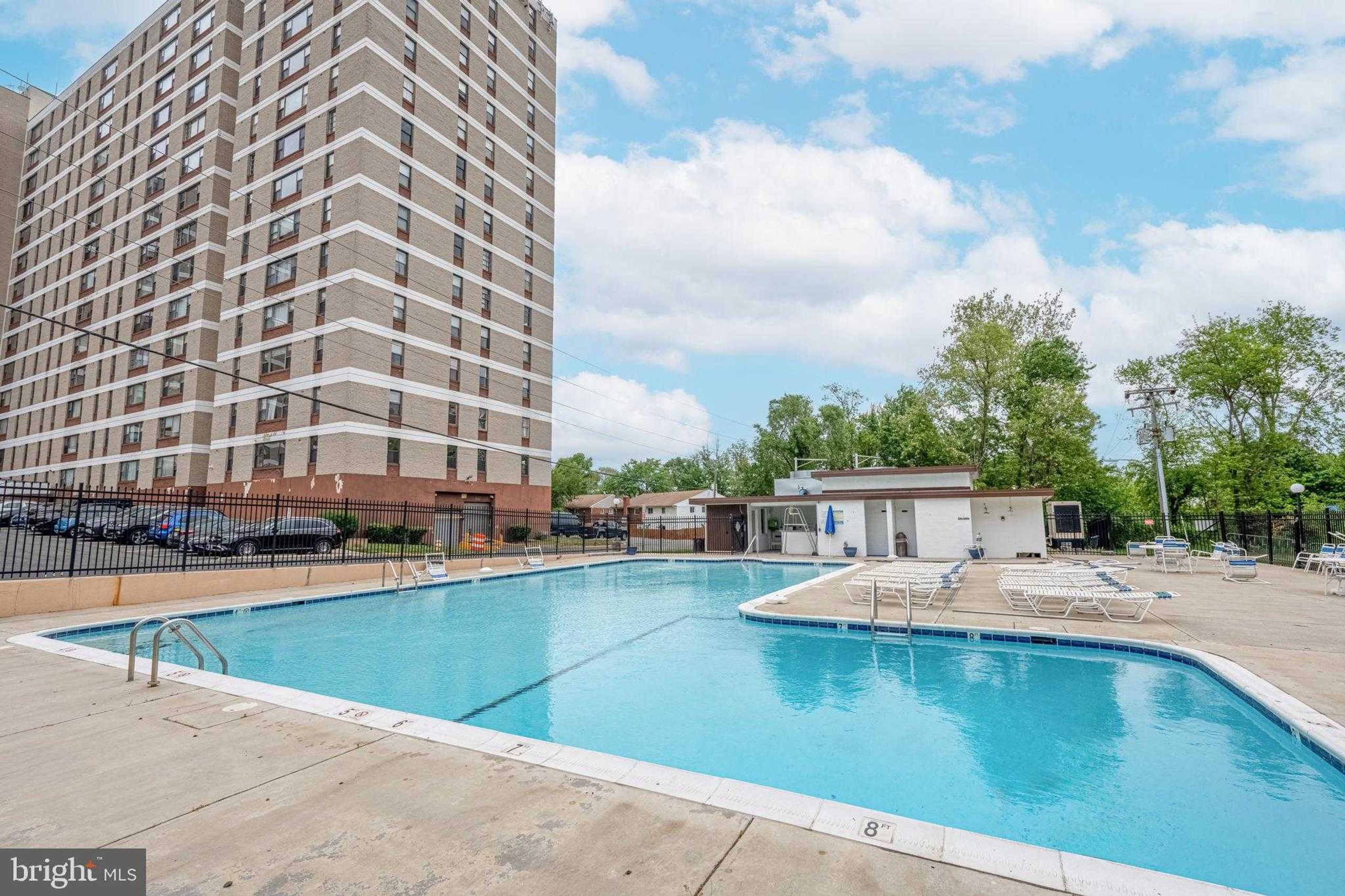 4600 Duke St Apt 1009 photo 40