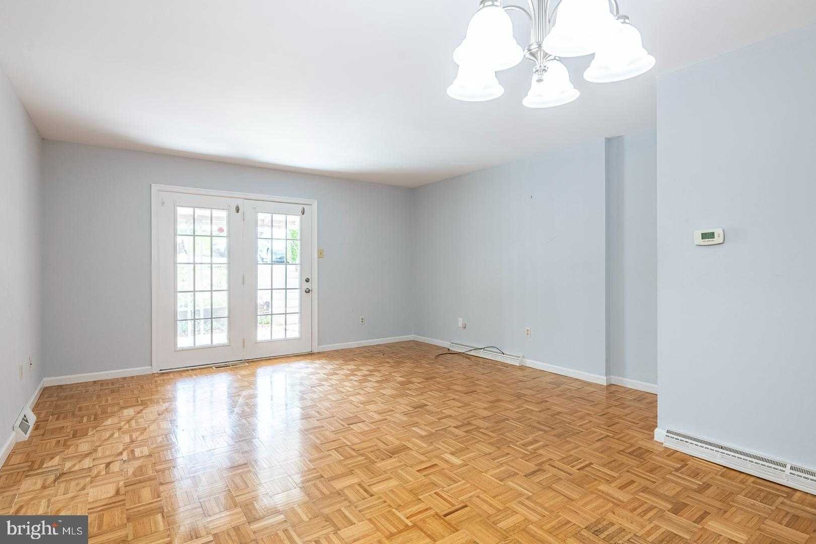 443 S Wyomissing Ave photo 3
