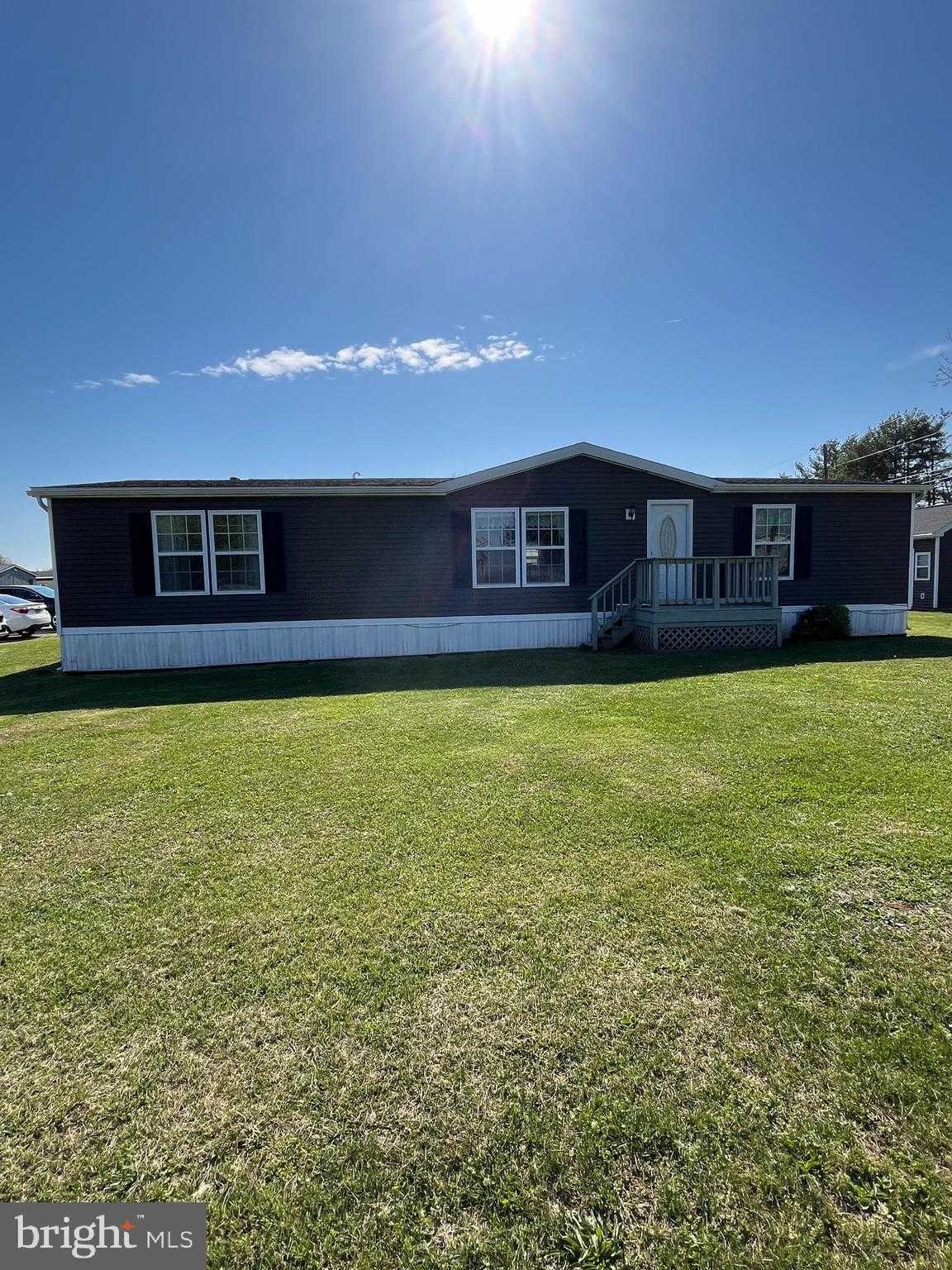 91 Sherrill Dr photo 3