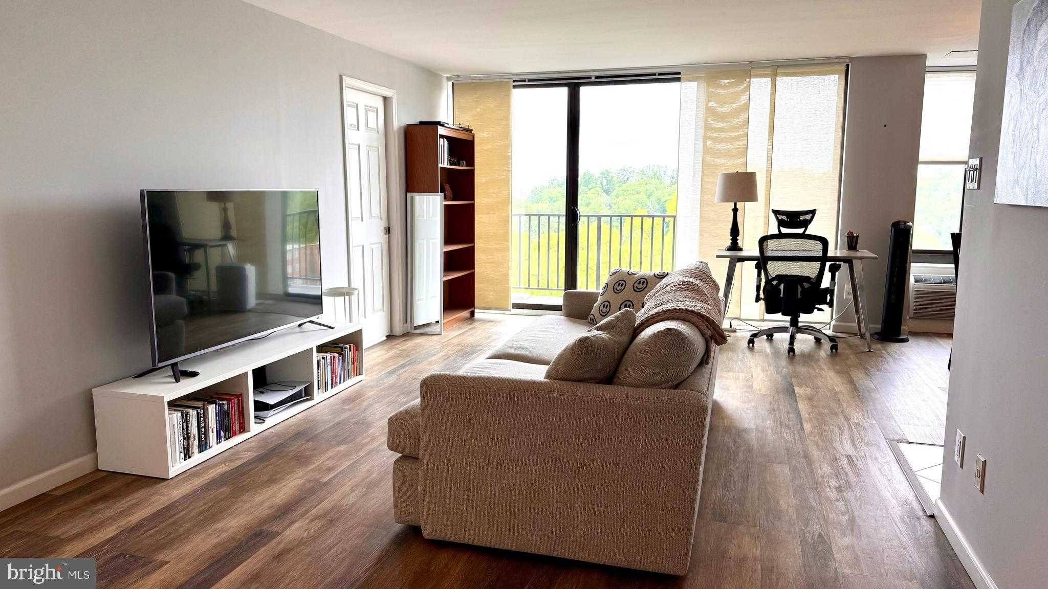 1510 12th St N Apt 703, Arlington
