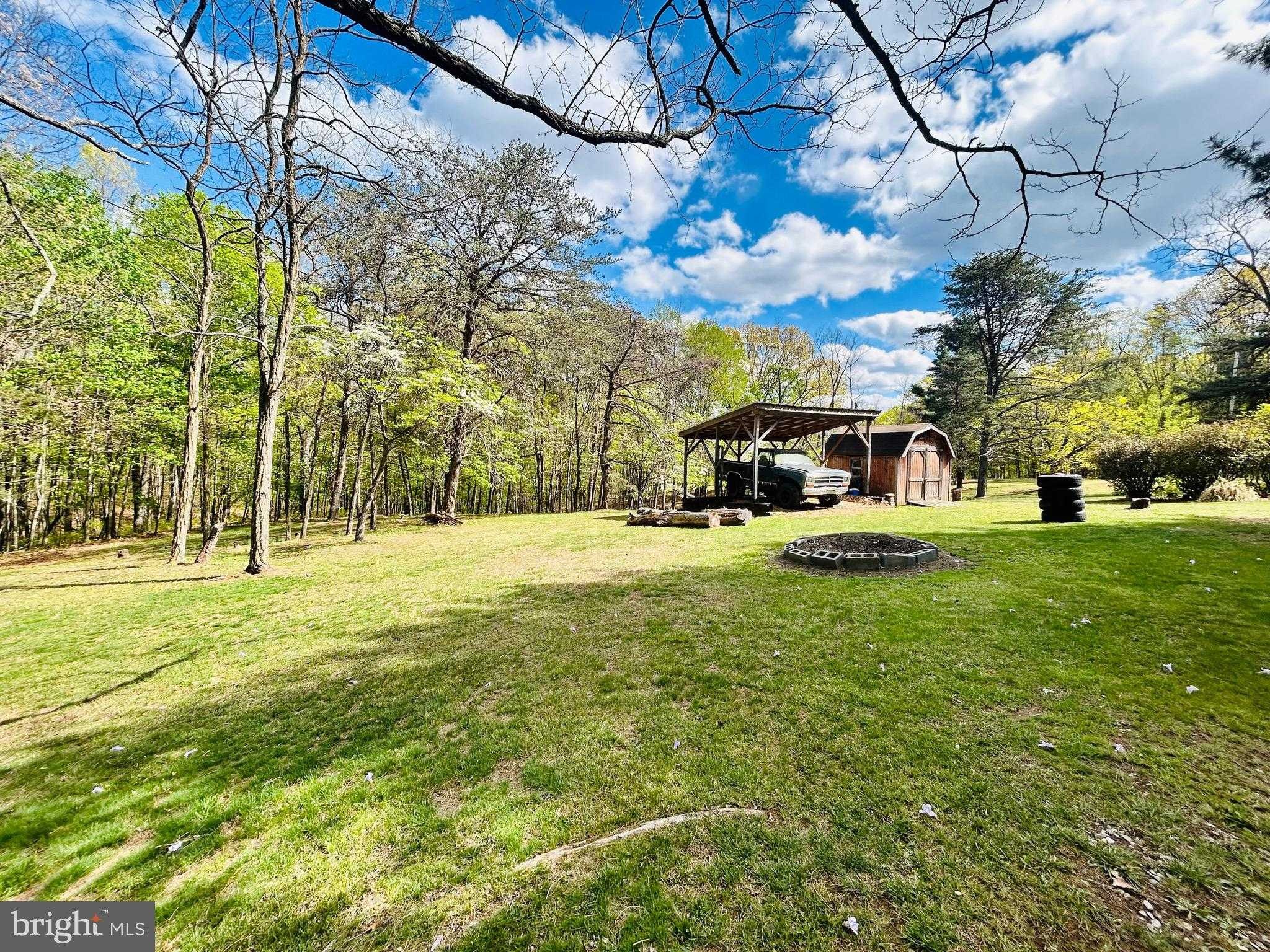 153 Far Meadows Rd photo 3